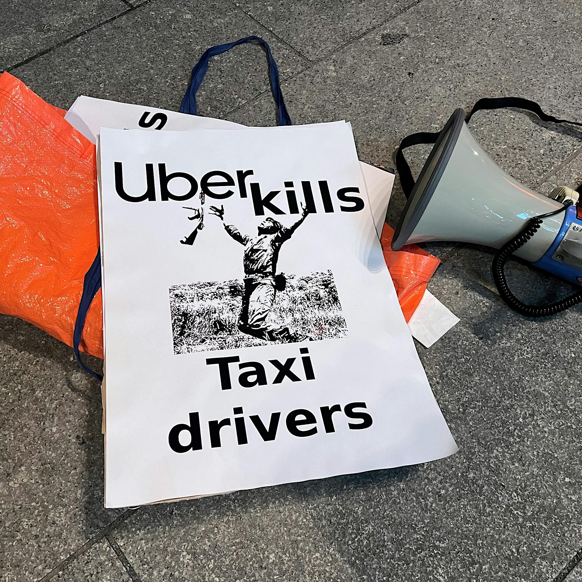 Protest beim Filmfest: Taxifahrer demonstrieren gegen Berlinale-Sponsor