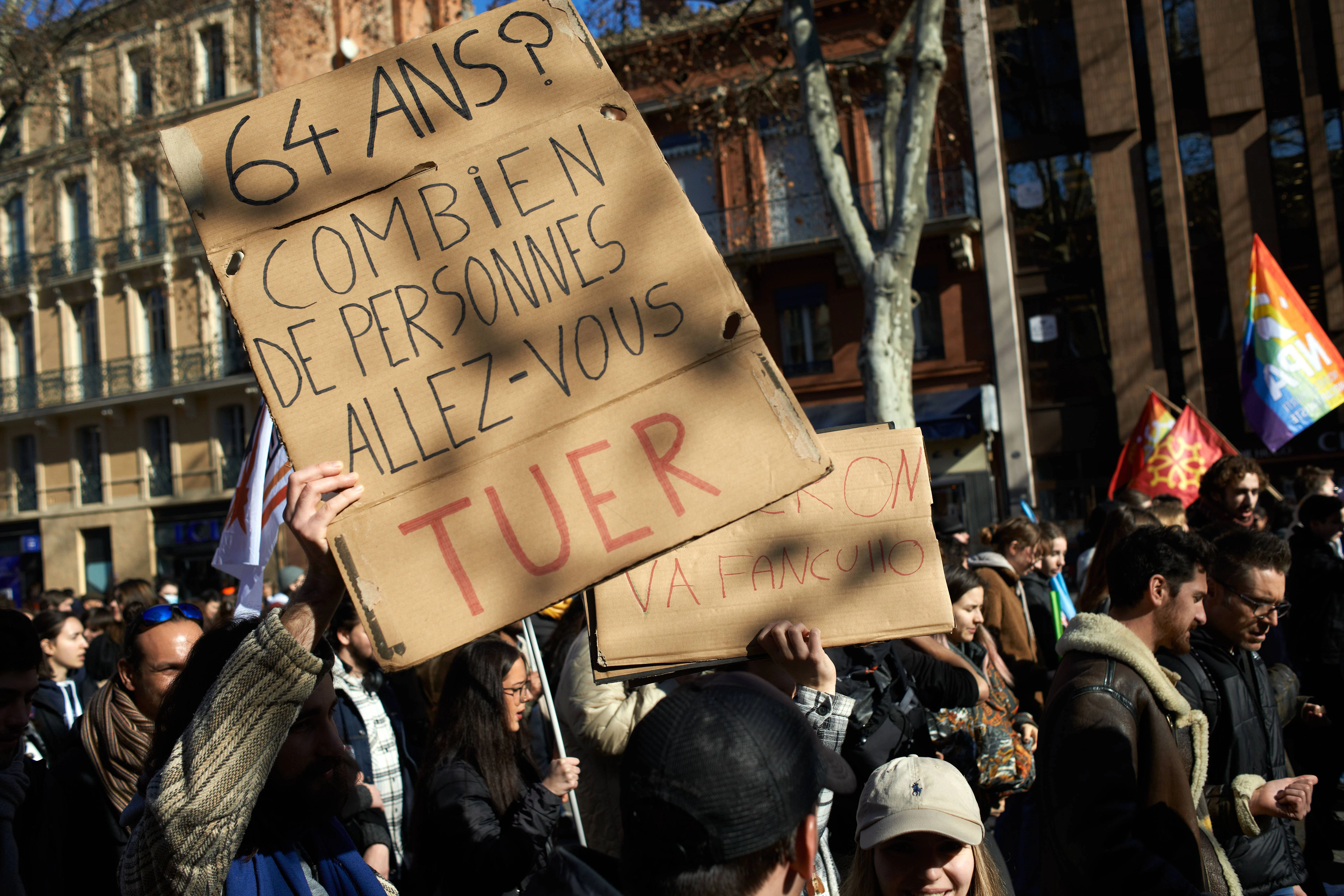 Das Renteneintrittsalter soll auf 64 Jahre angehoben werden. Die Franzosen laufen Sturm.
