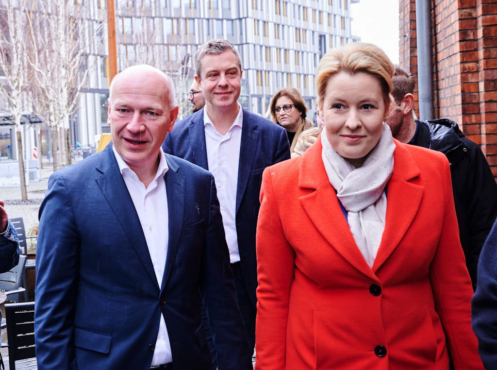 Start der Sondierungen: CDU spricht am „Tag unter Freunden“ mit SPD und Grünen