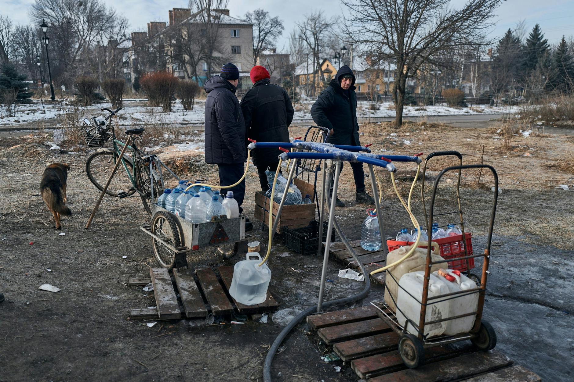 Wagner-Söldner und reguläre russische Truppen sind nach Einschätzung britischer Militärexperten in den vergangenen Tagen auf die ostukrainischen Städte Bachmut und Wuhledar vorgerückt - erlitten dabei aber teils hohe Verluste.