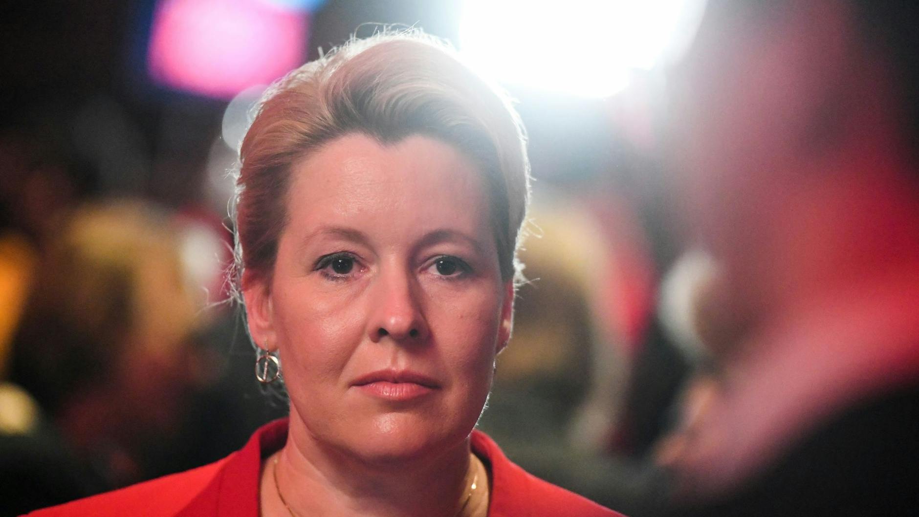 Berlins Regierende Bürgermeisterin Franziska Giffey (SPD) reagierte entsetzt auf die Morddrohungen gegen Jarasch.