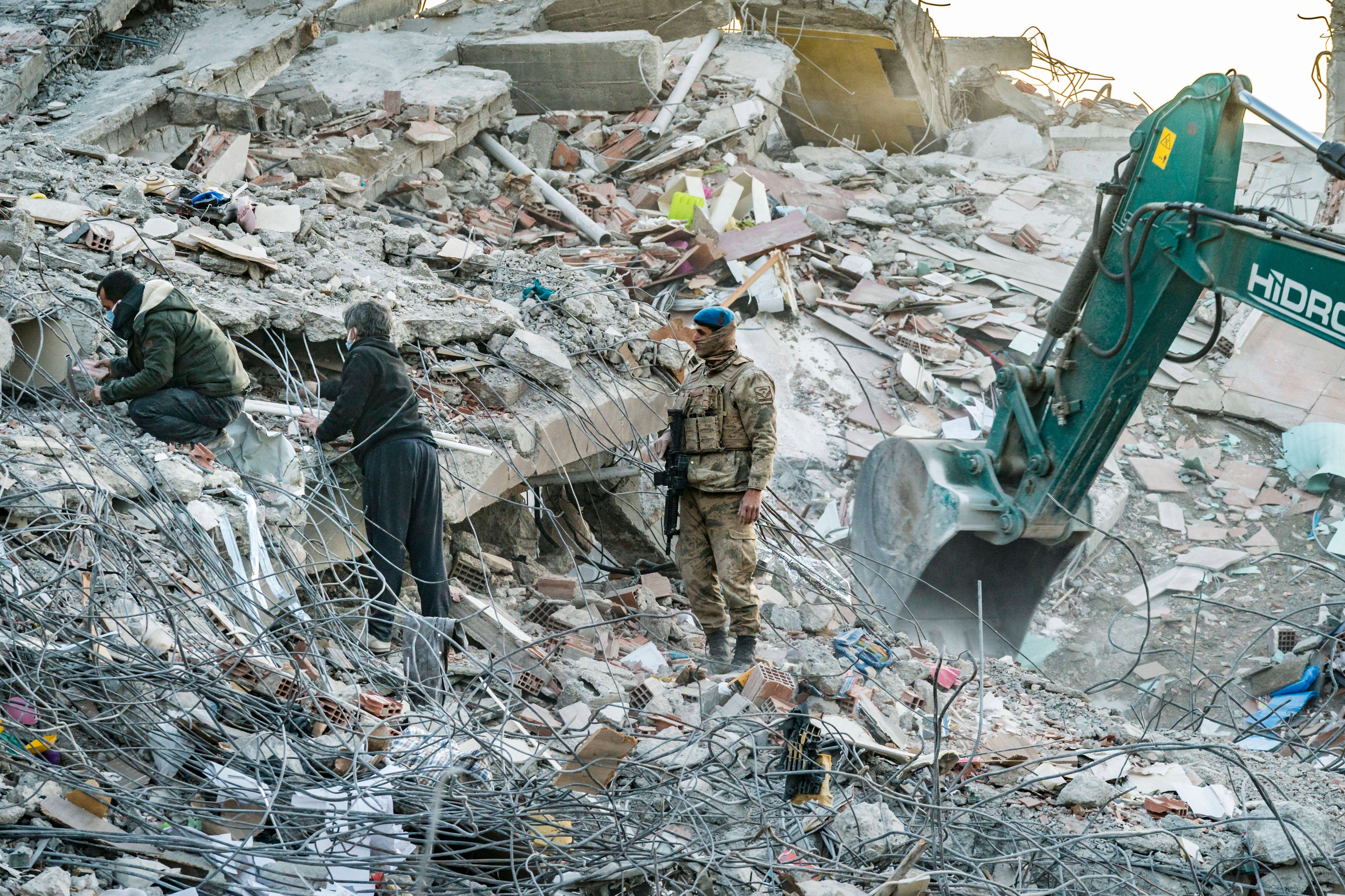 Heftiger Bericht! Erdbeben-Opfer erzählt: So überlebte ich 35 Stunden lang unter den Trümmern meines Hauses