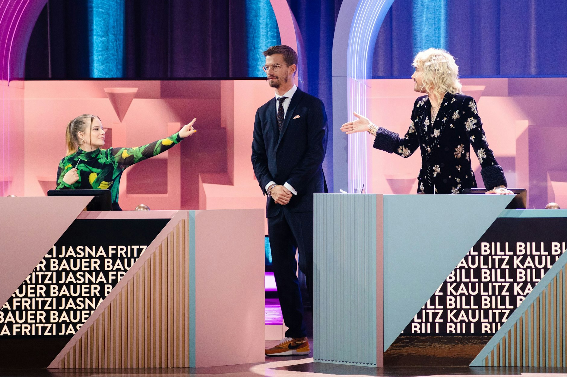 Jasna Fritzi Bauer, Joko Winterscheidt und Bill Kaulitz in der neuen Staffel von „Wer stiehlt mir die Show?“. Die letzte Folge läuft am Sonntag um 20.15 Uhr im TV.