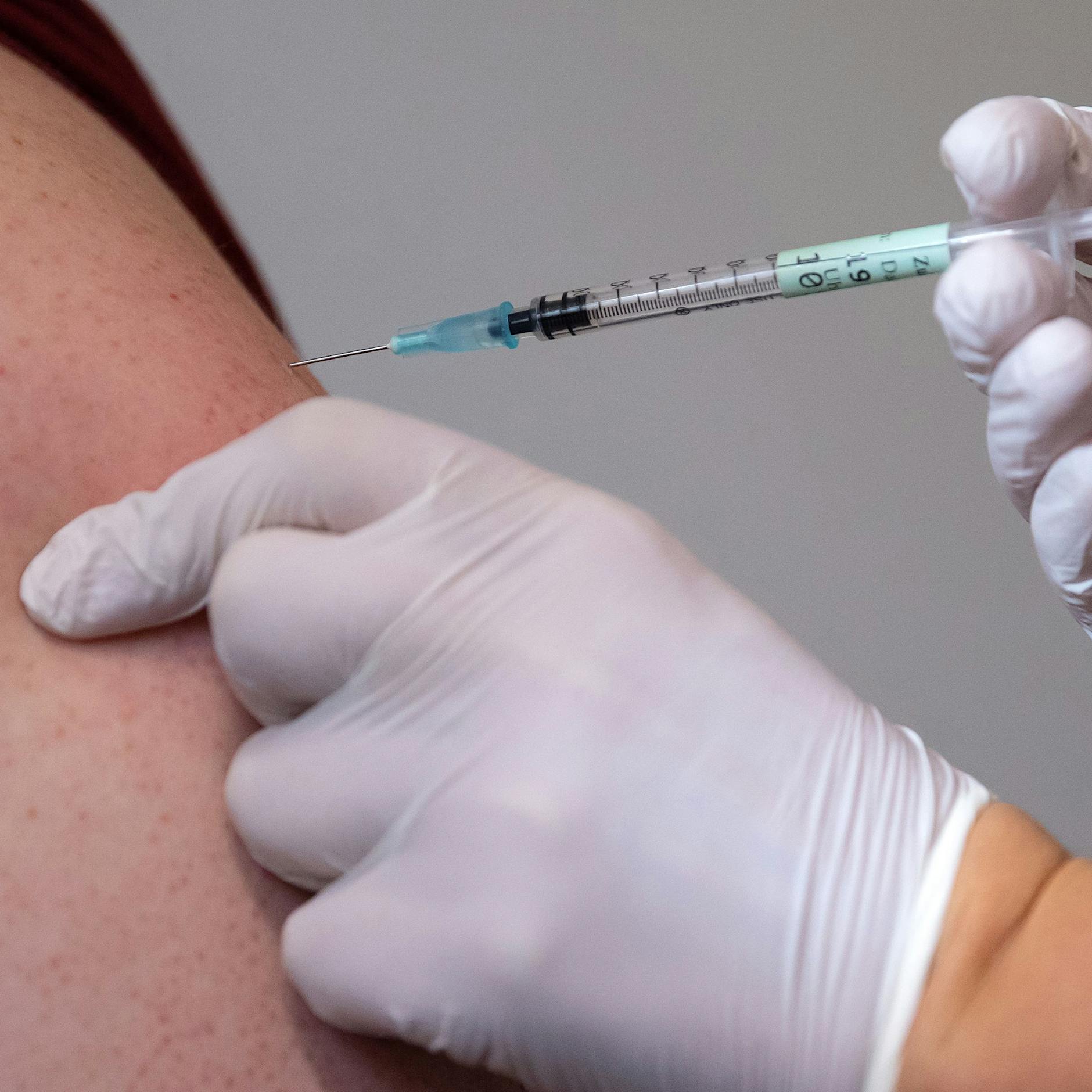 Impfschäden: Erster Prozess gegen Biontech beginnt im März, weitere folgen