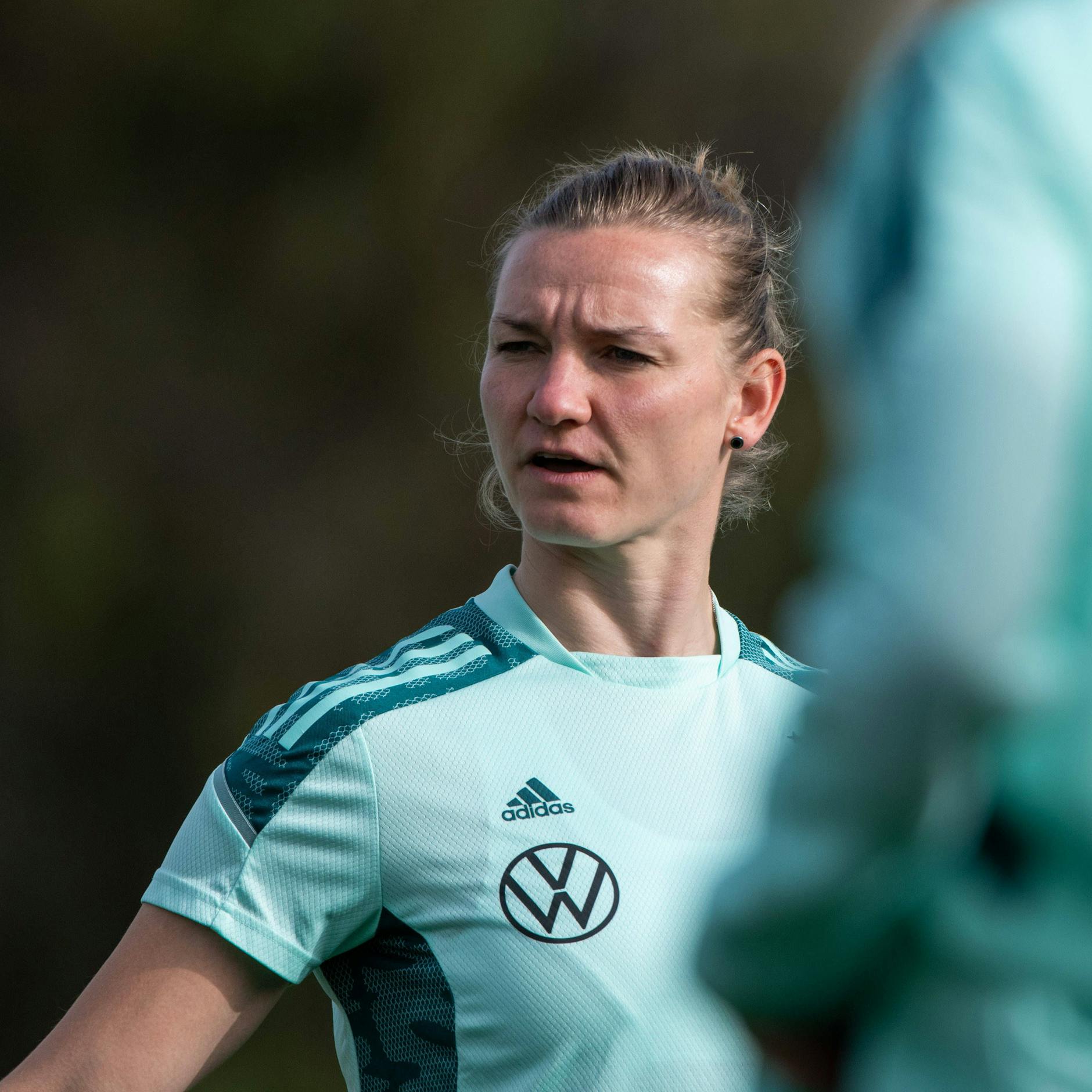 Image - Alexandra Popp feiert Jubiläum und Rückkehr, Bundeskanzler trifft Bundestrainerin