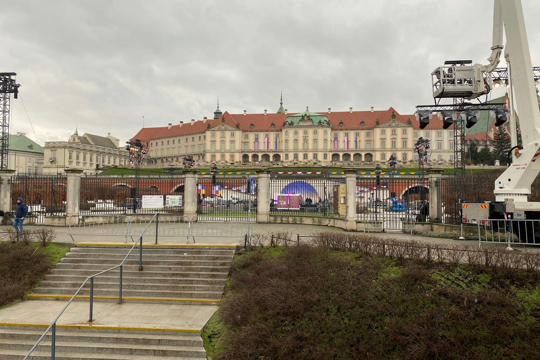 In den Kubicki-Arcaden am Warschauer Königsschloss findet am Dienstag die Rede von Joe Biden statt.