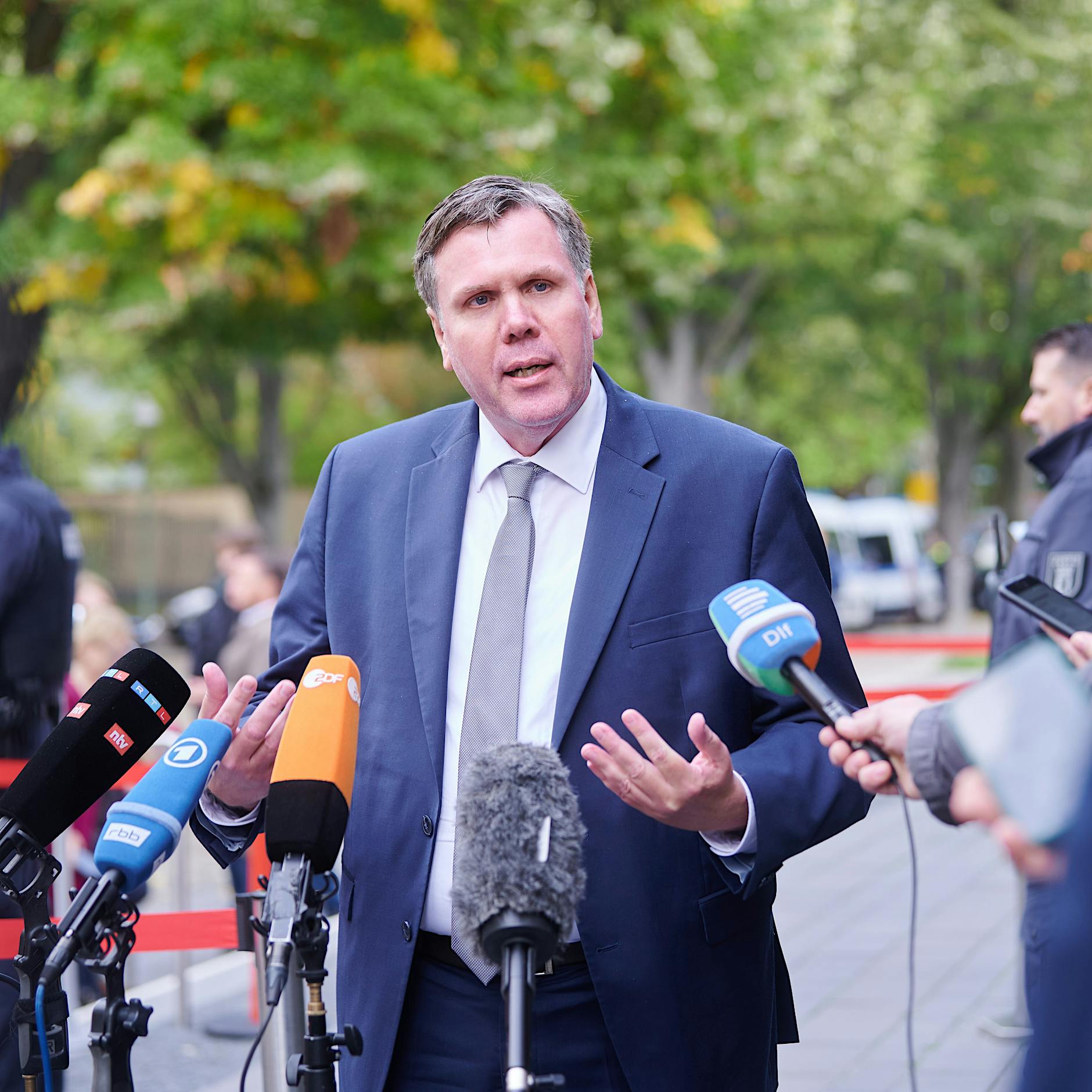 Berlin-Wahl: Im Senat rollt der erste Kopf