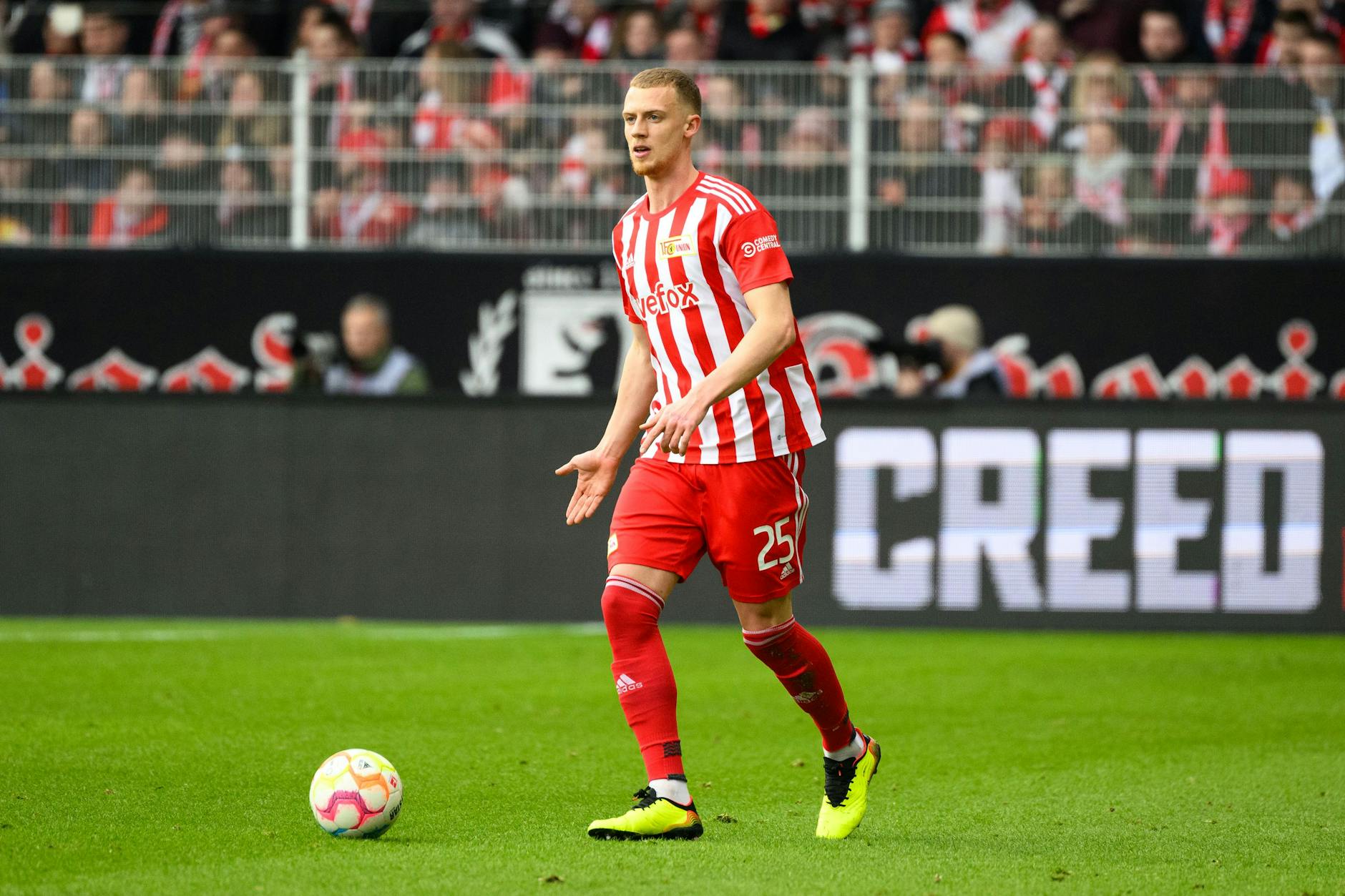 Timo Baumgartl verteidigte im Spiel gegen Schalke solide. Donnerstag bei Unions Kracher-Partie gegen Ajax muss er wieder zuschauen.