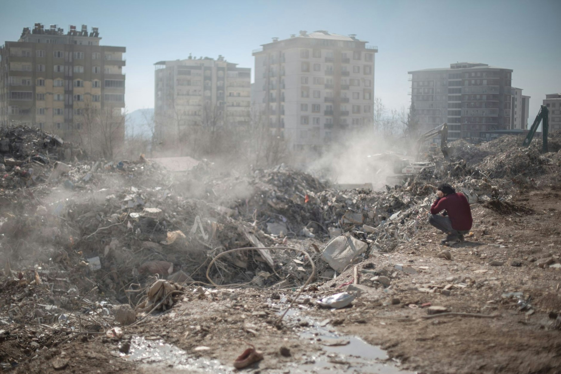 Katastrophenregion nach dem Megabeben vor zwei Wochen: Nun hat mindestens ein weiteres schweres Beben die Gegend erschüttert.