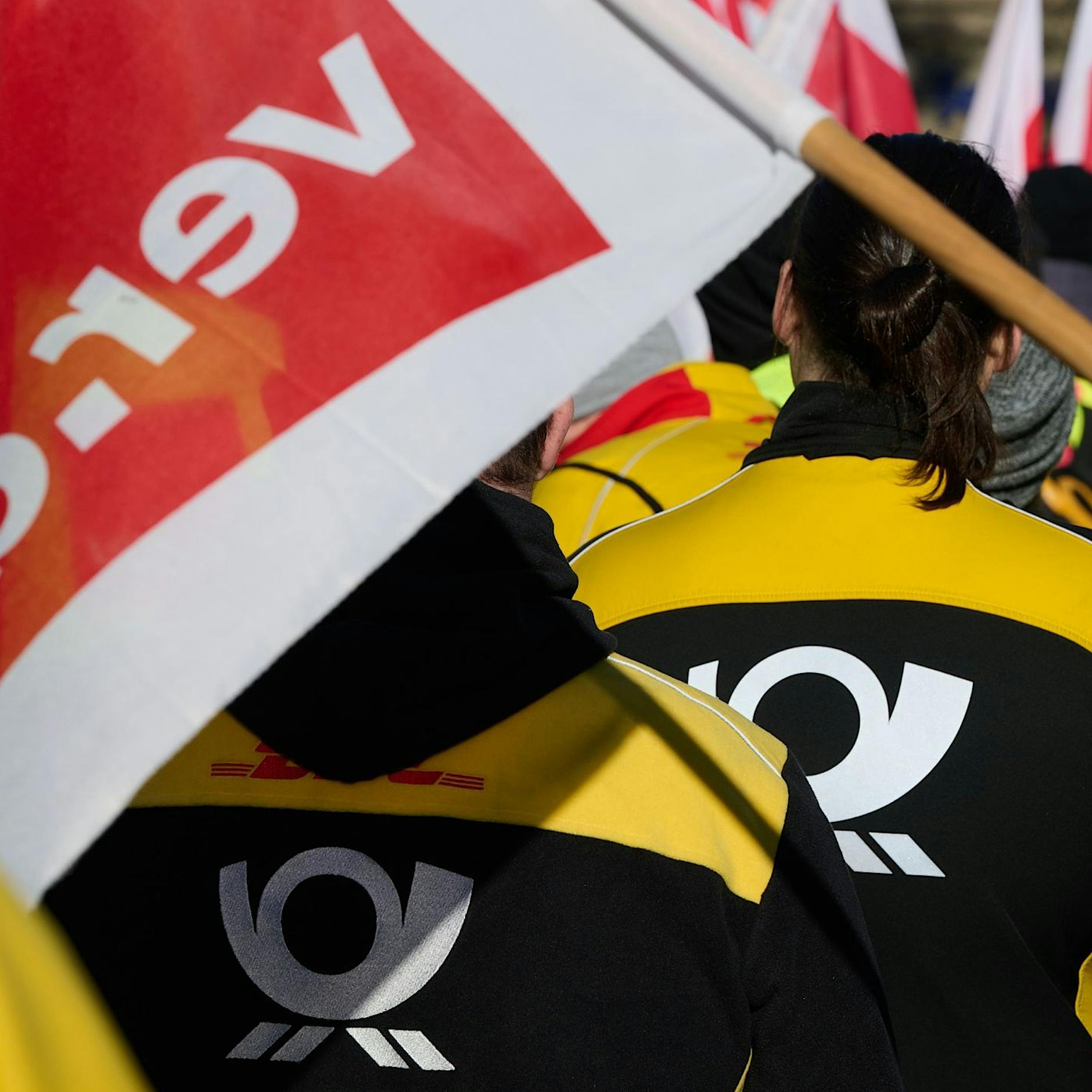 Deutsche Post: Verdi-Mitglieder stimmen für unbefristeten Streik