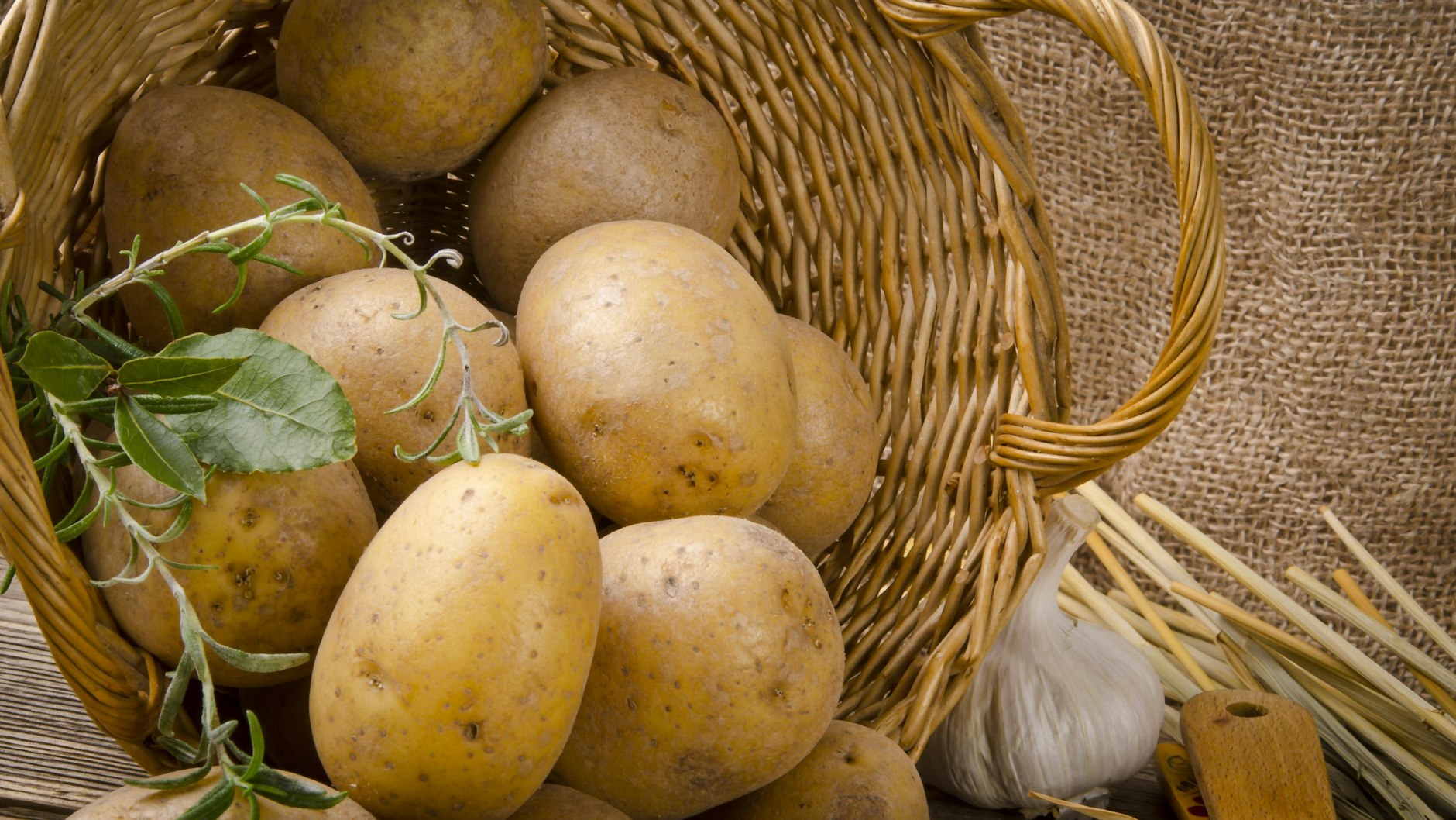 Genialer Trick gegen keimende Kartoffeln – und ab wann kann man sie ...