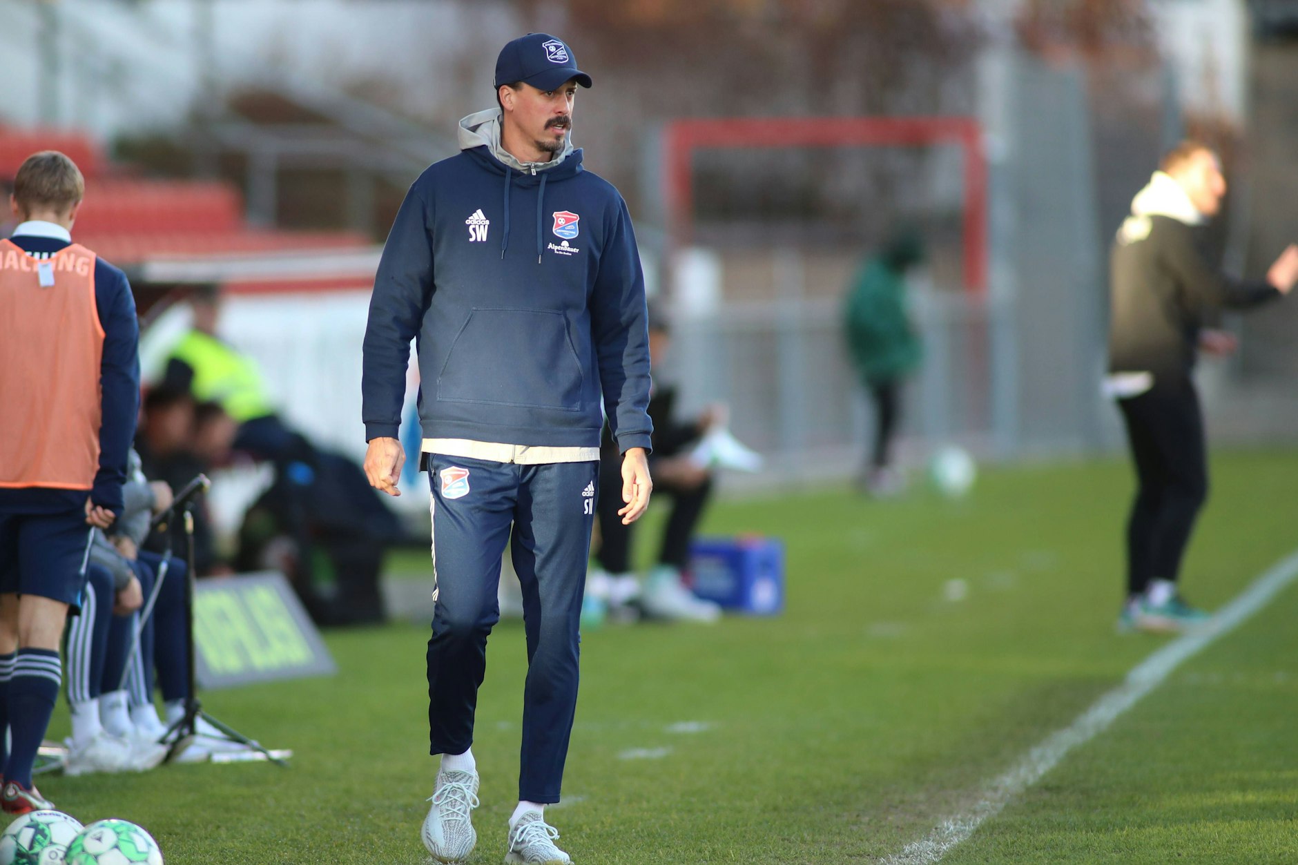 Als Chefrainer steht Sandro Wagner mit der SpVgg Unterhaching in der Regionalliga Bayern an der Tabellenspitze.