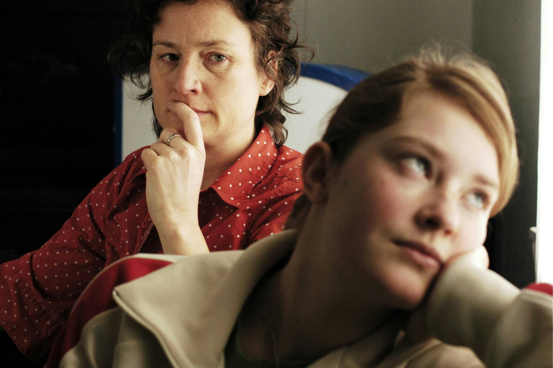 Mit Sorge blicken Erwachsene auf die heranwachsenden Generationen. 