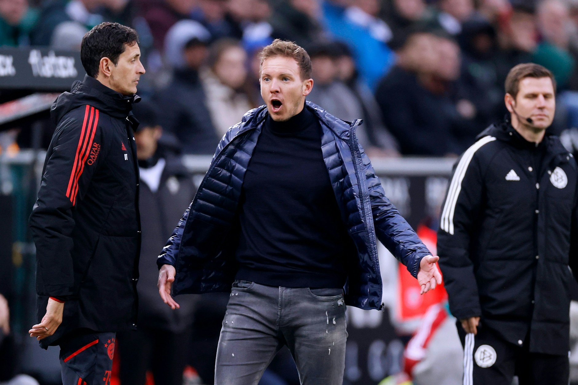 Trainer Julian Nagelsmann wütete bei der 2:3-Pleite in Mönchengladbach und steht nicht nur deswegen beim FC Bayern im Fokus.