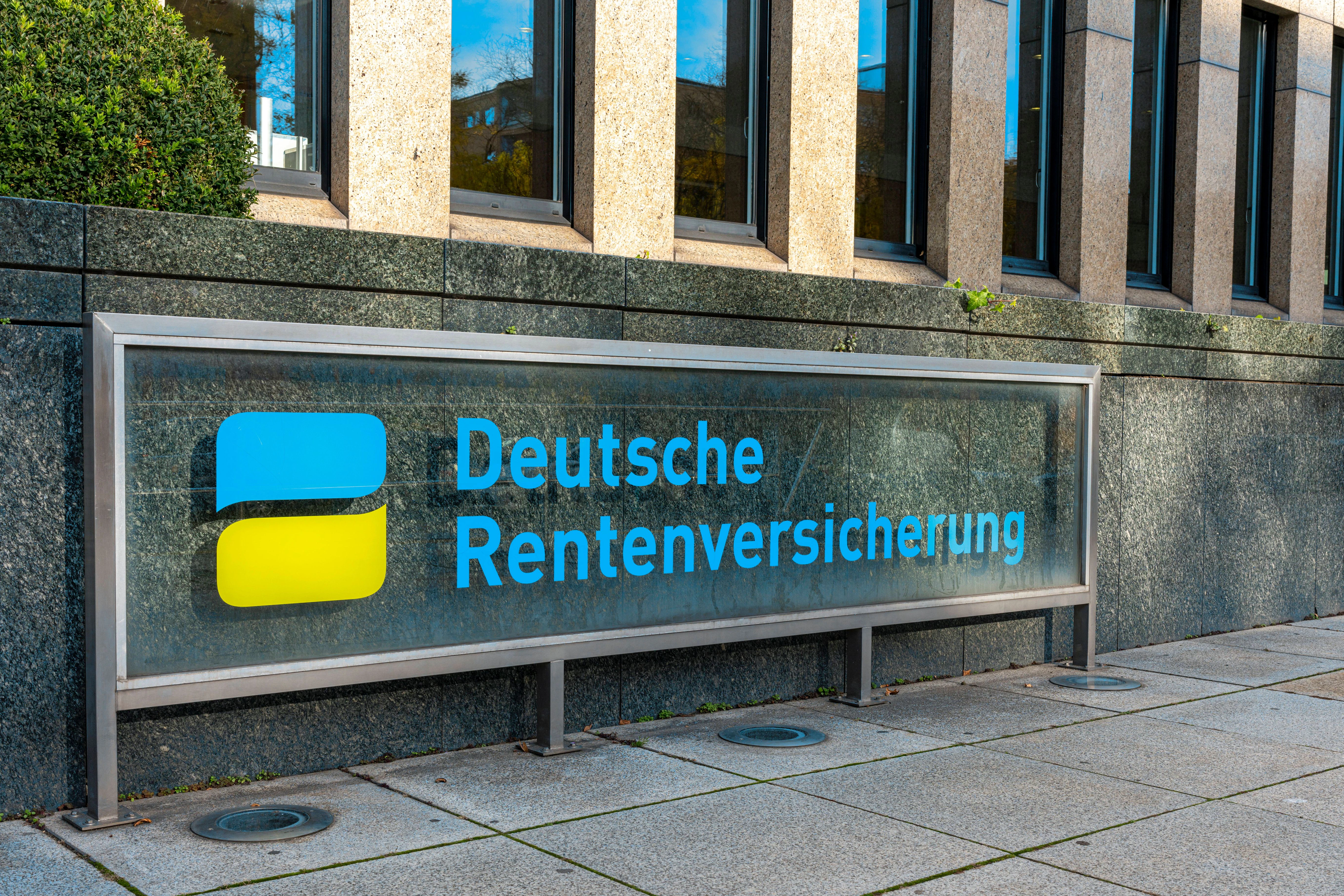 Der Horror eines jeden Politikers: die Nachversicherung in der Deutschen Rentenversicherung statt der Beamtenpension oder dem Ruhegehalt.