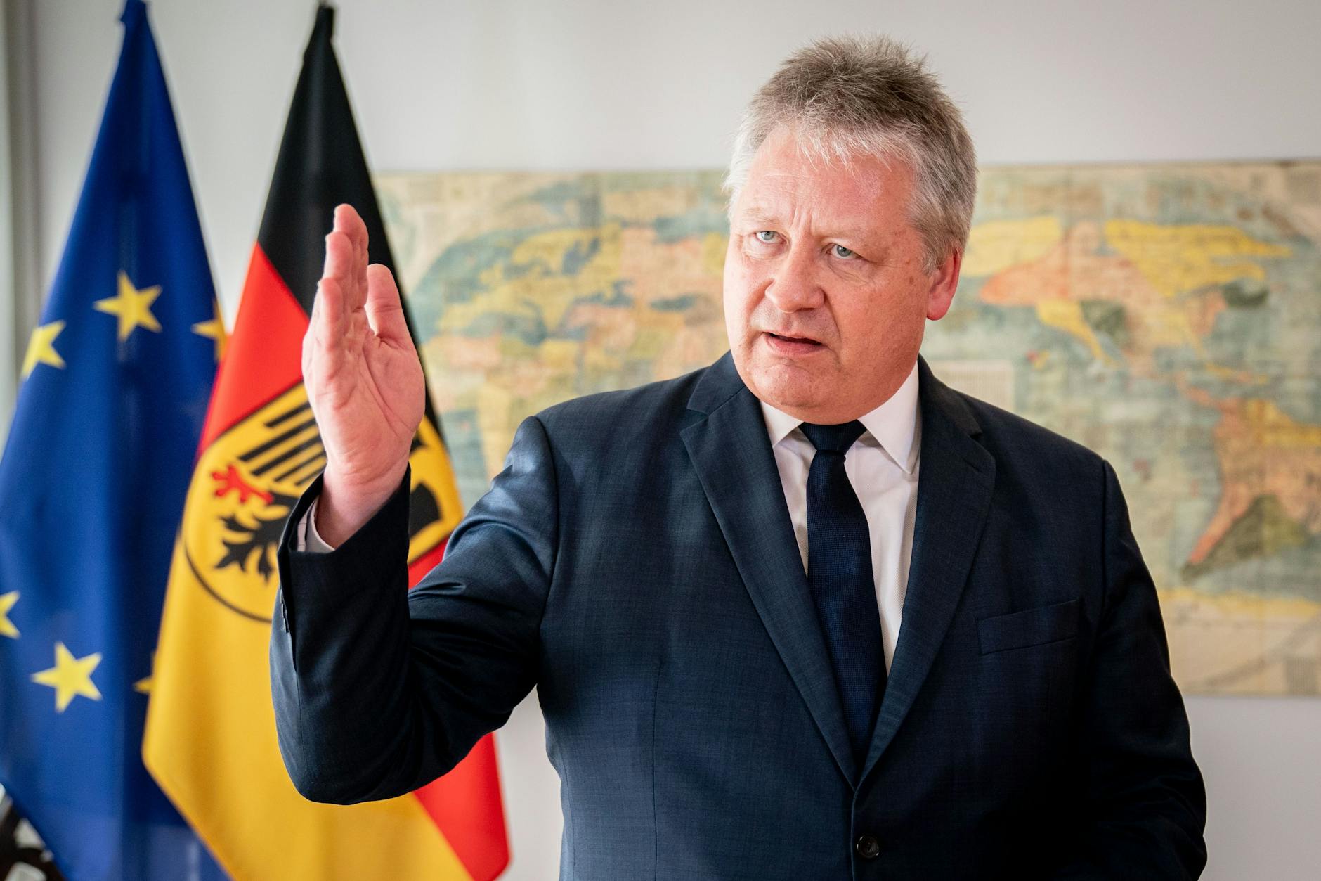 BND-Chef Bruno Kahl sieht kein Ende des Ukraine-Krieges.