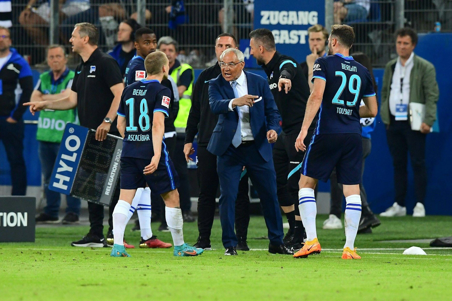 Trainer Felix Magath rettete Hertha BSC in der Relegation gegen den Hamburger SV.&nbsp;