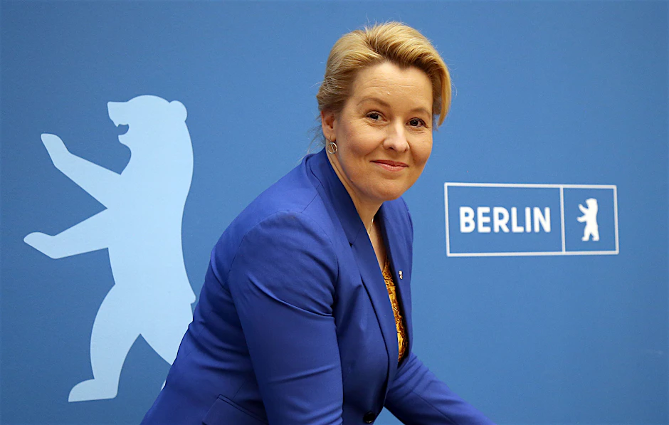 Franziska Giffey beim zweiten Gipfel gegen Jugendgewalt im Roten Rathaus