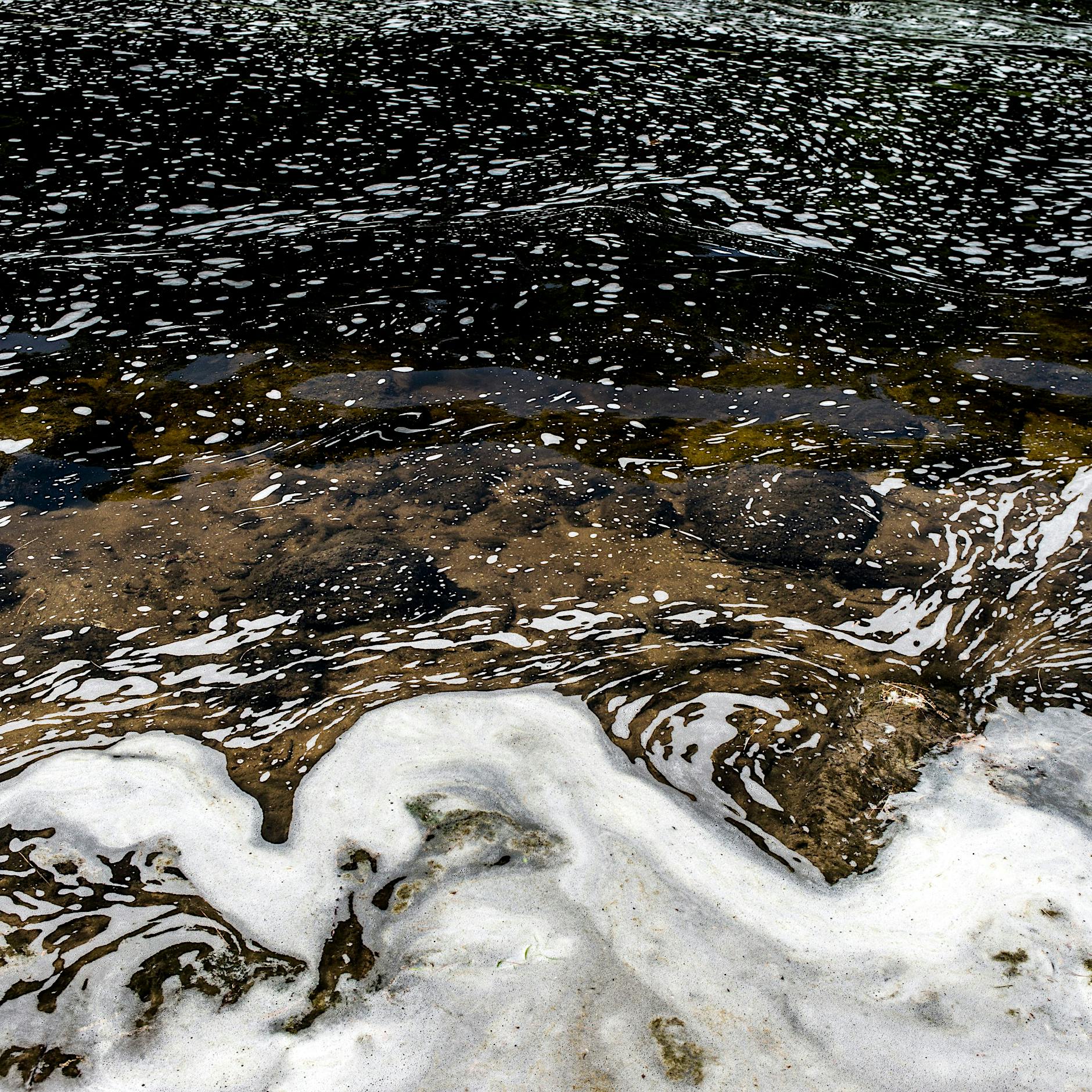 Ewige Chemikalien: Wohl über 1500 Orte in Deutschland verseucht