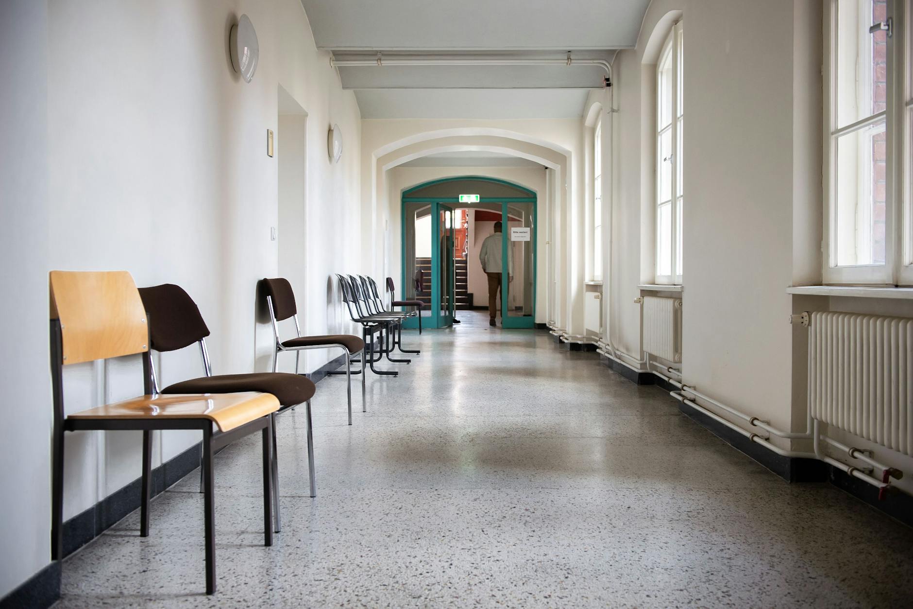 Ein Flur im Gesundheitsamt Neukölln