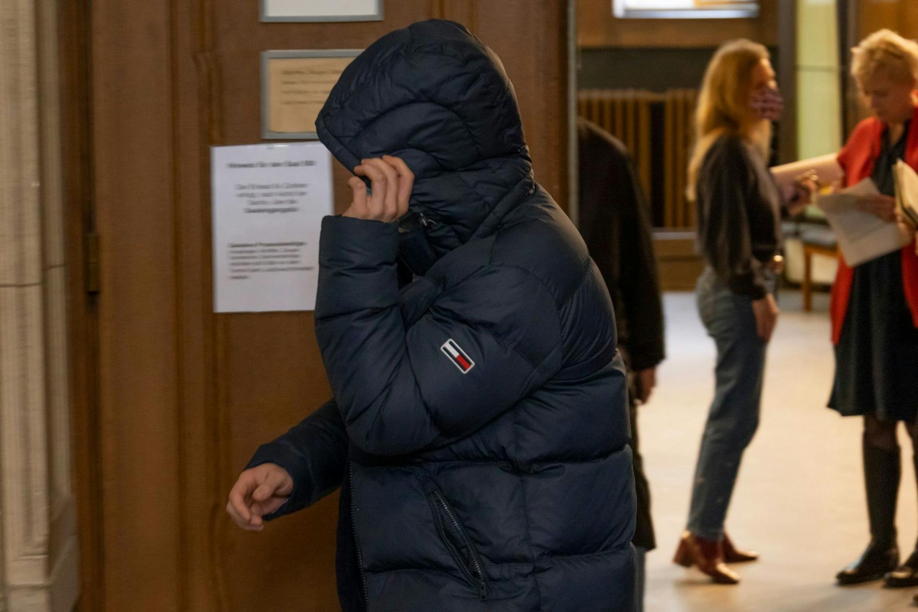 Brandon H. hat den Faustschlag vor Gericht zugegeben.