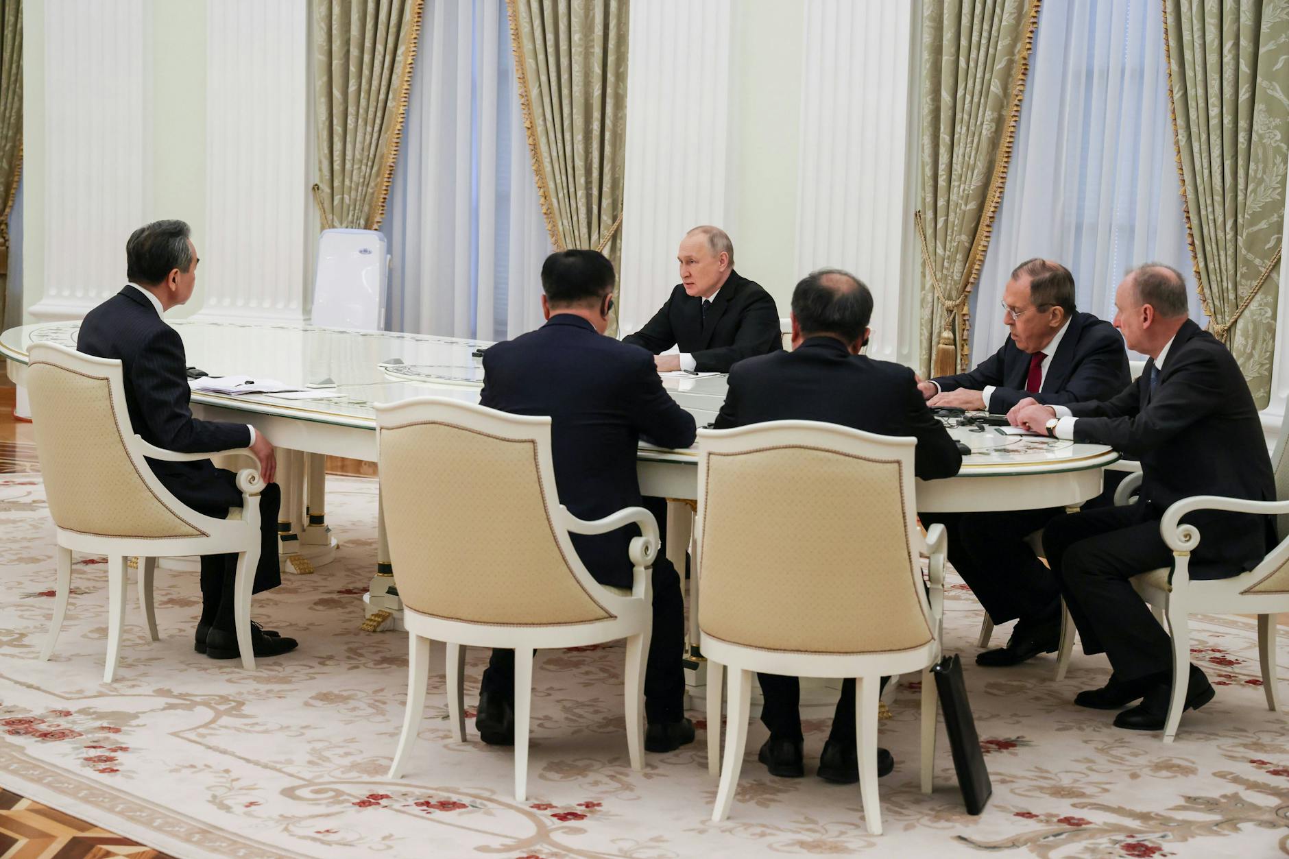 Verhandlungsgespräche zwischen China und Russland