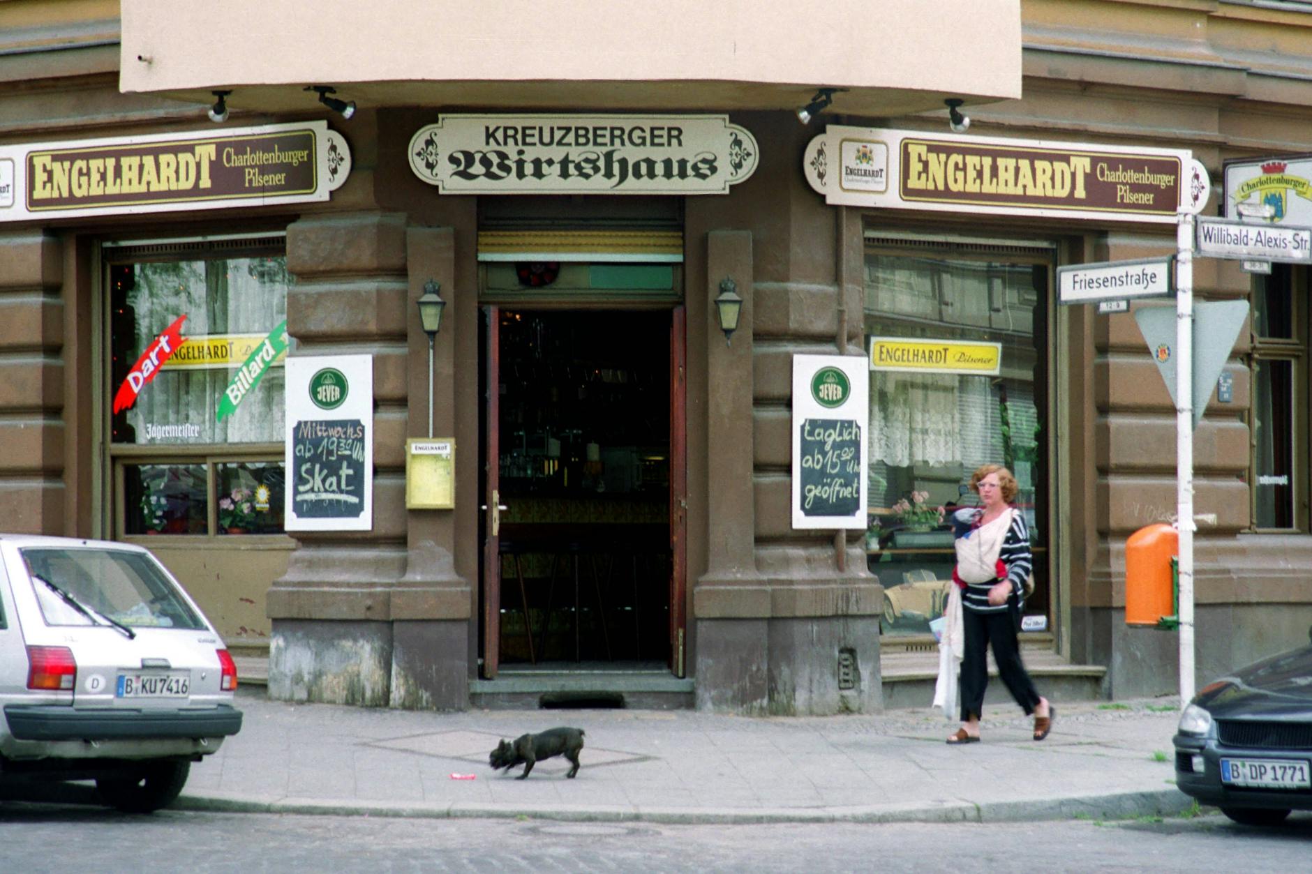 Ob es in diesem Wirtshaus ein richtig gutes Schnitzel gibt? Oder eine Berliner Kalbsleber? Die Frage ist vor allem, existiert diese Kreuzberger Kneipe überhaupt noch?
