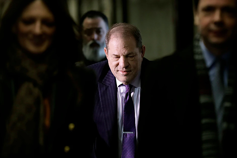ARCHIV - Harvey Weinstein wurde in einem weiteren Gerichtsprozess verurteilt.  