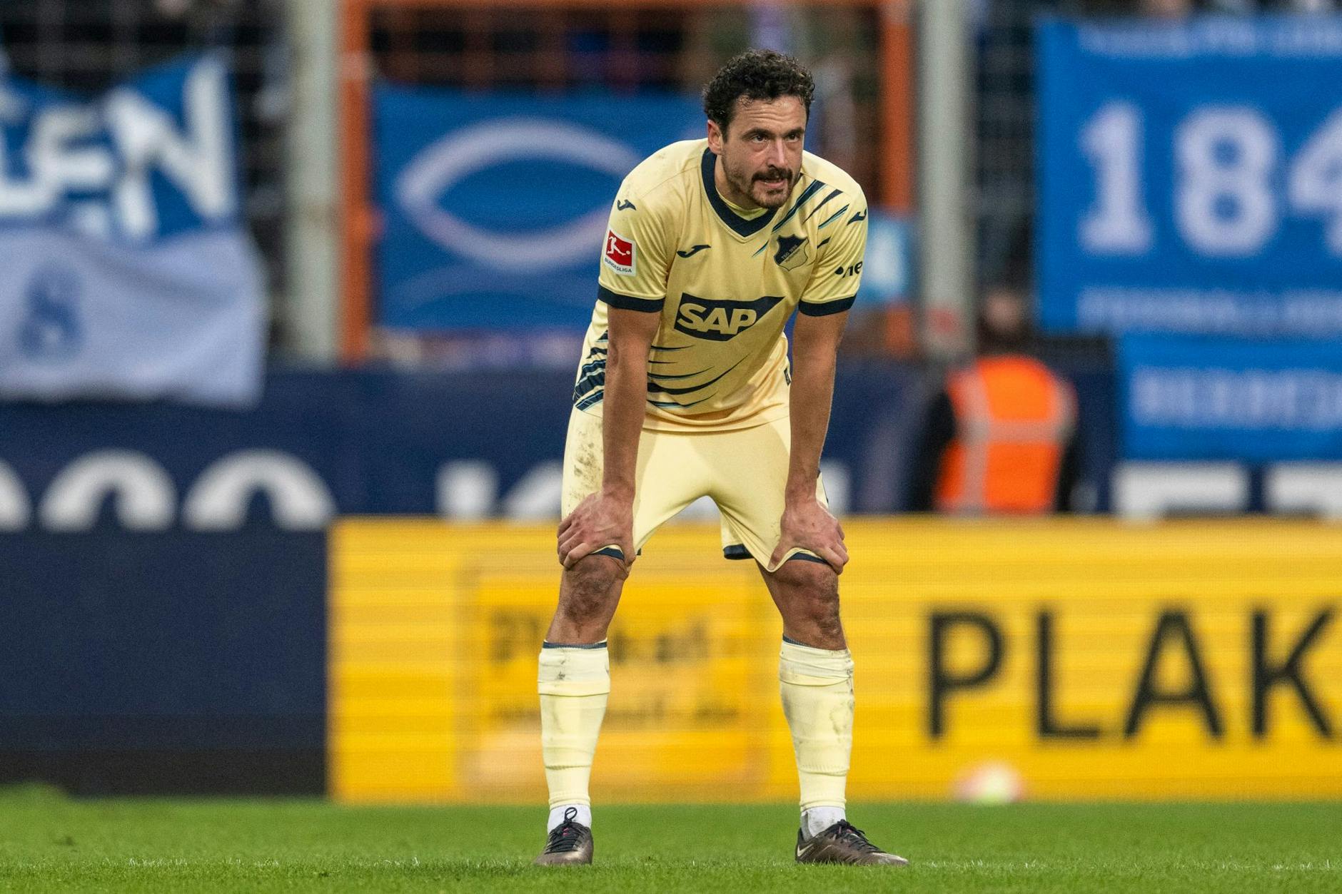 ARCHIV - Droht gegen seinen Ex-Club BVB auszufallen: Hoffenheims Thomas Delaney.