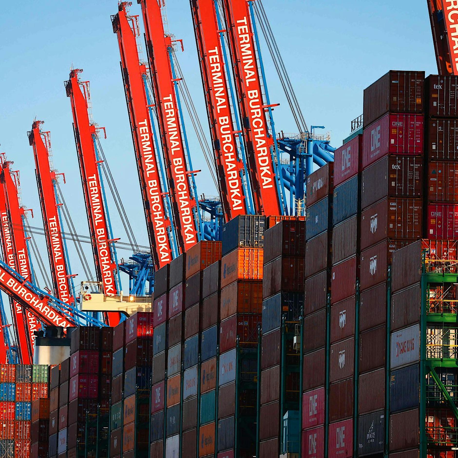 Wirtschaft schrumpfte Ende 2022 stärker als erwartet