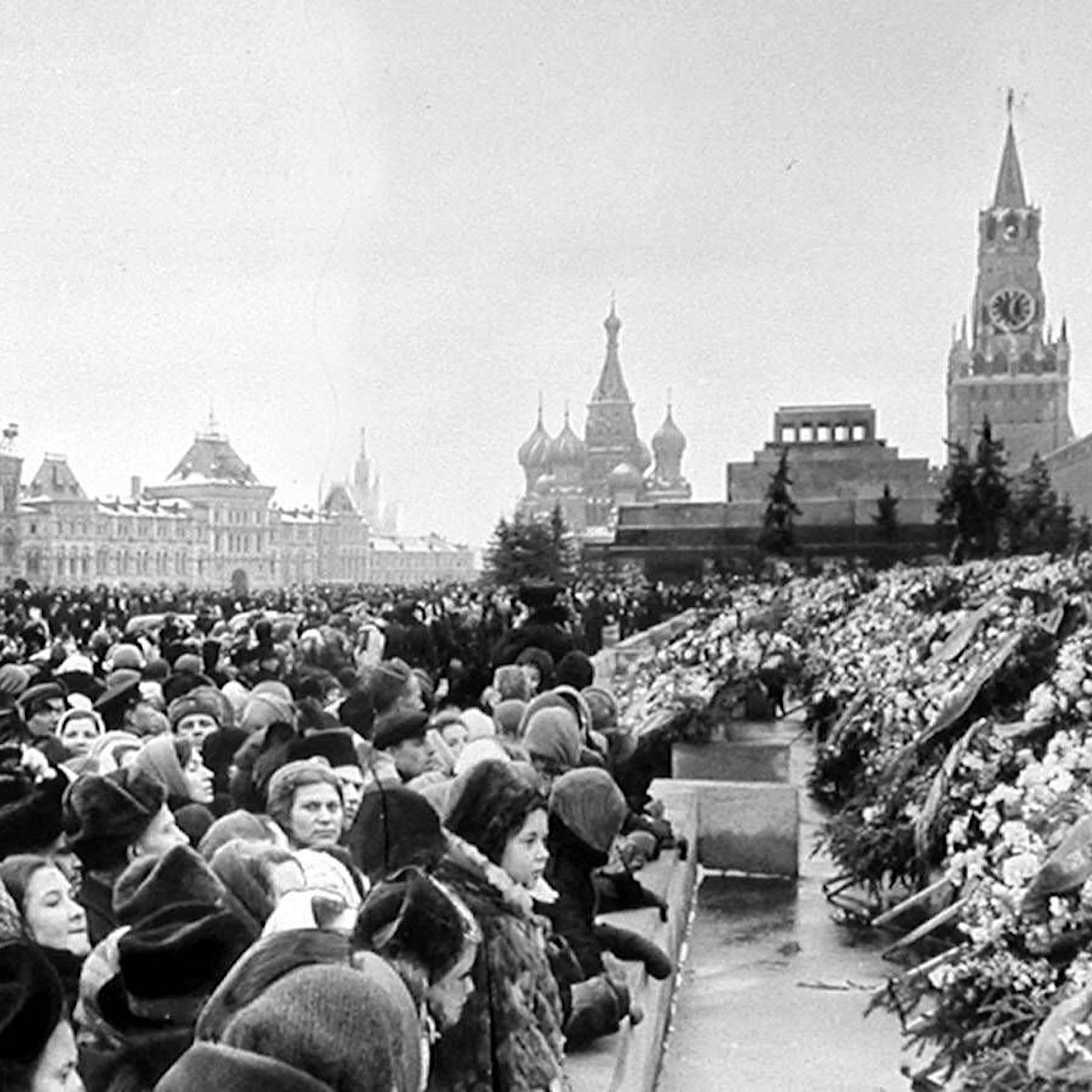 Ost-Berlin 1953: „Nazismus und Rassenwahn sind beseitigt.“ Der Sozialismus kommt