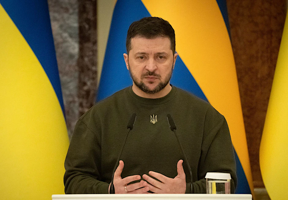 Der ukrainische Präsident Wolodymyr Selenskyj gibt einem Fernsehteam private Einblicke.&nbsp;