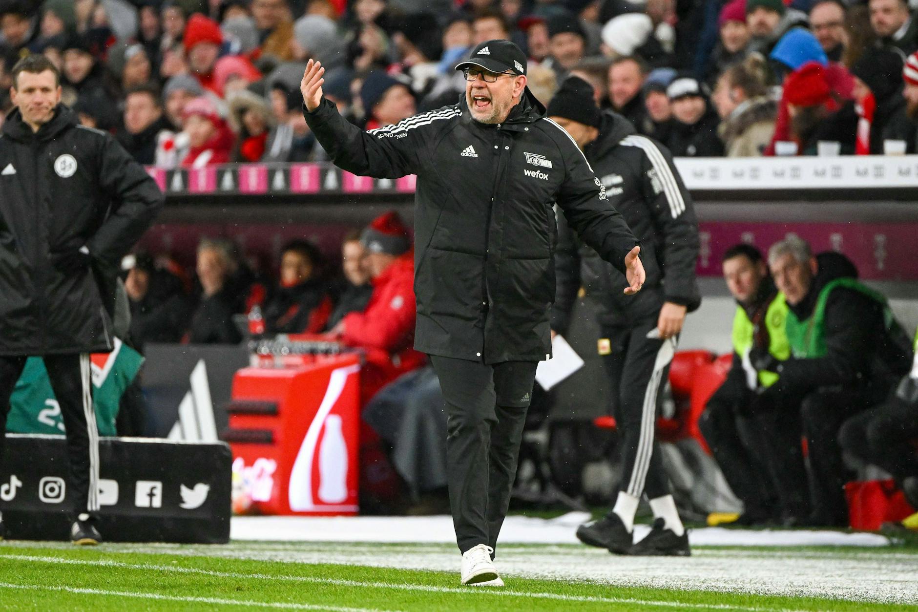 Urs Fischer, der Trainer des 1. FC Union, will auch in München beim FC Bayern mit seinem Team für Furore sorgen. 