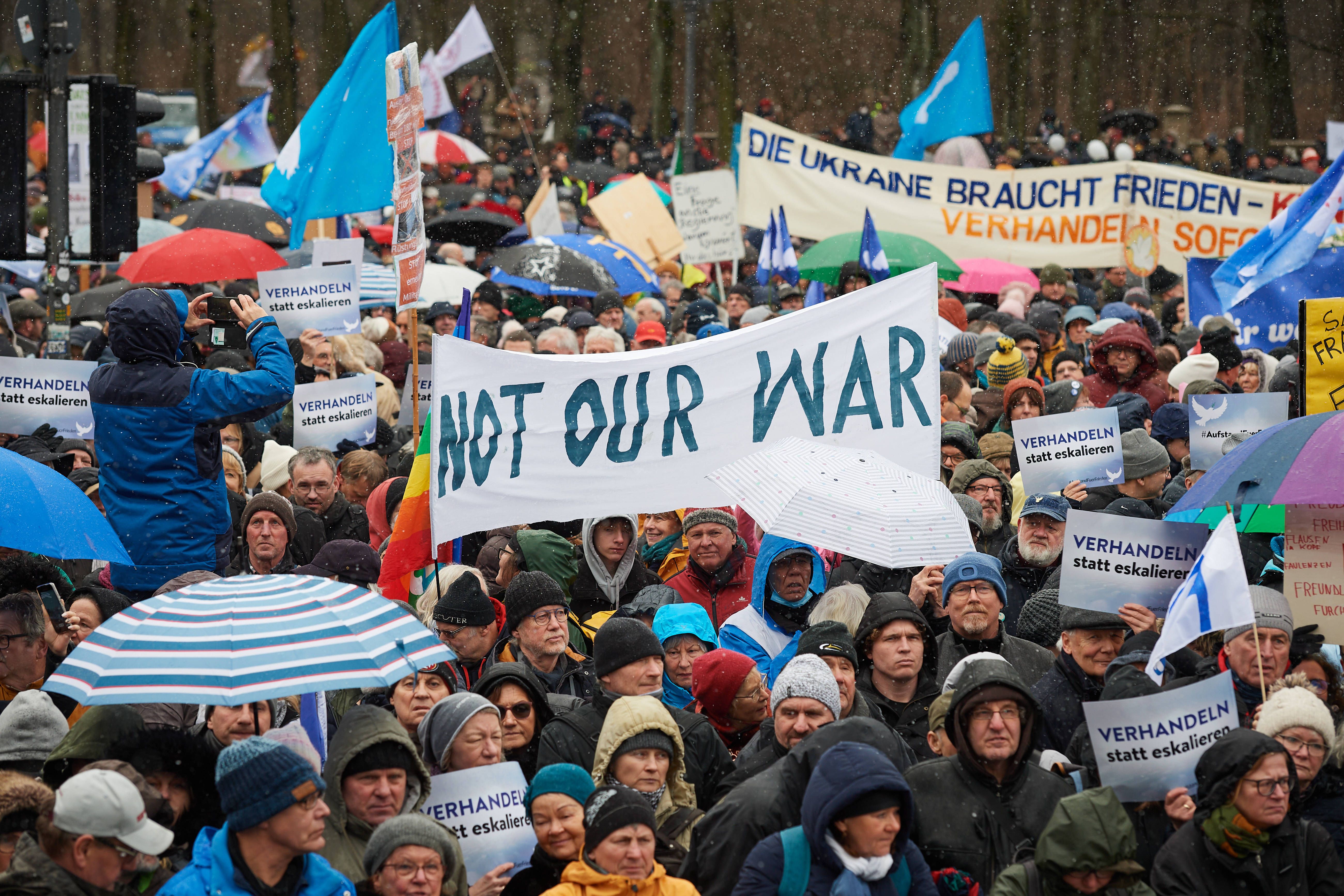 Image - Wagenknecht-Demo in Berlin: So rechts war die Friedensdemo der Linken