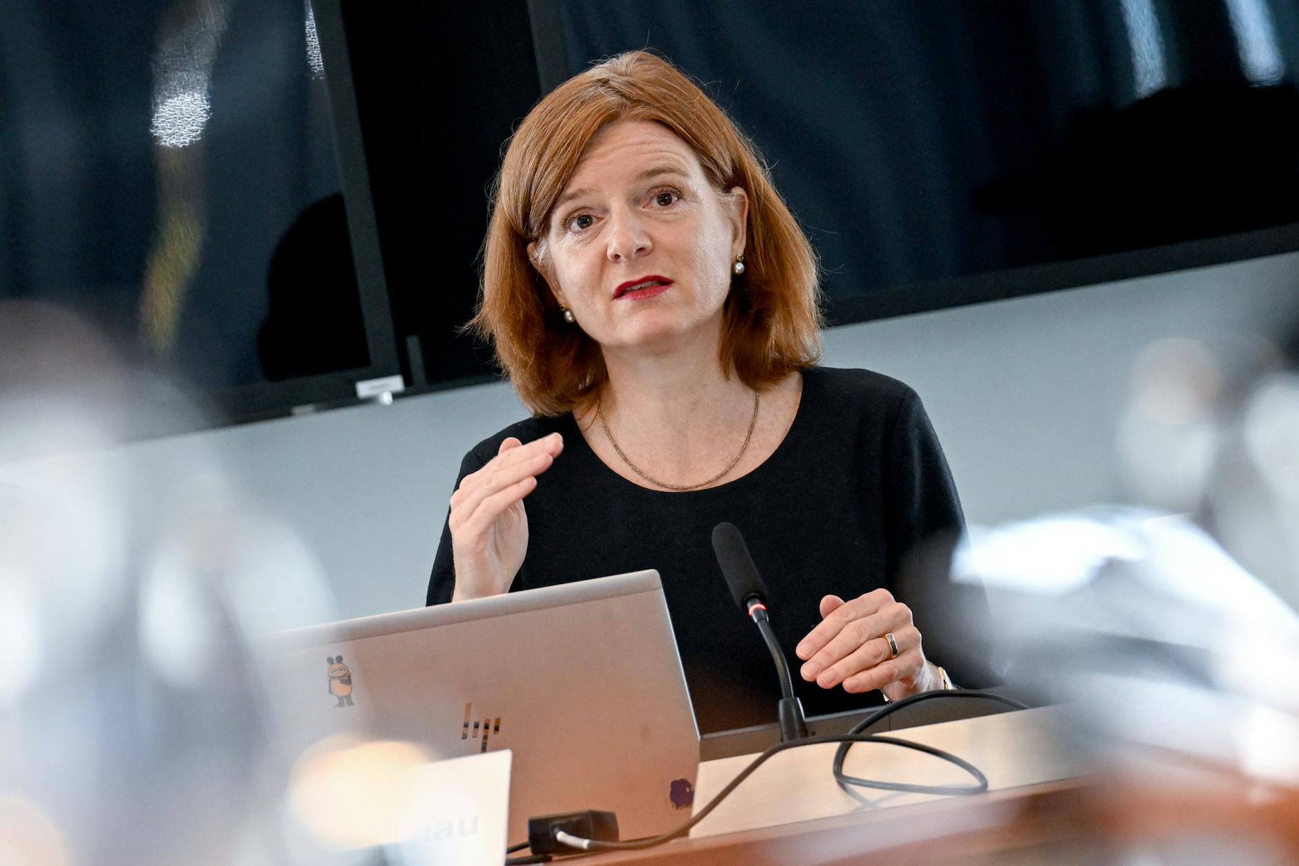 RBB-Interimsintendantin Katrin Vernau soll Ruhegeldempfänger um Solidarbeiträge gebeten haben (Archivfoto). 