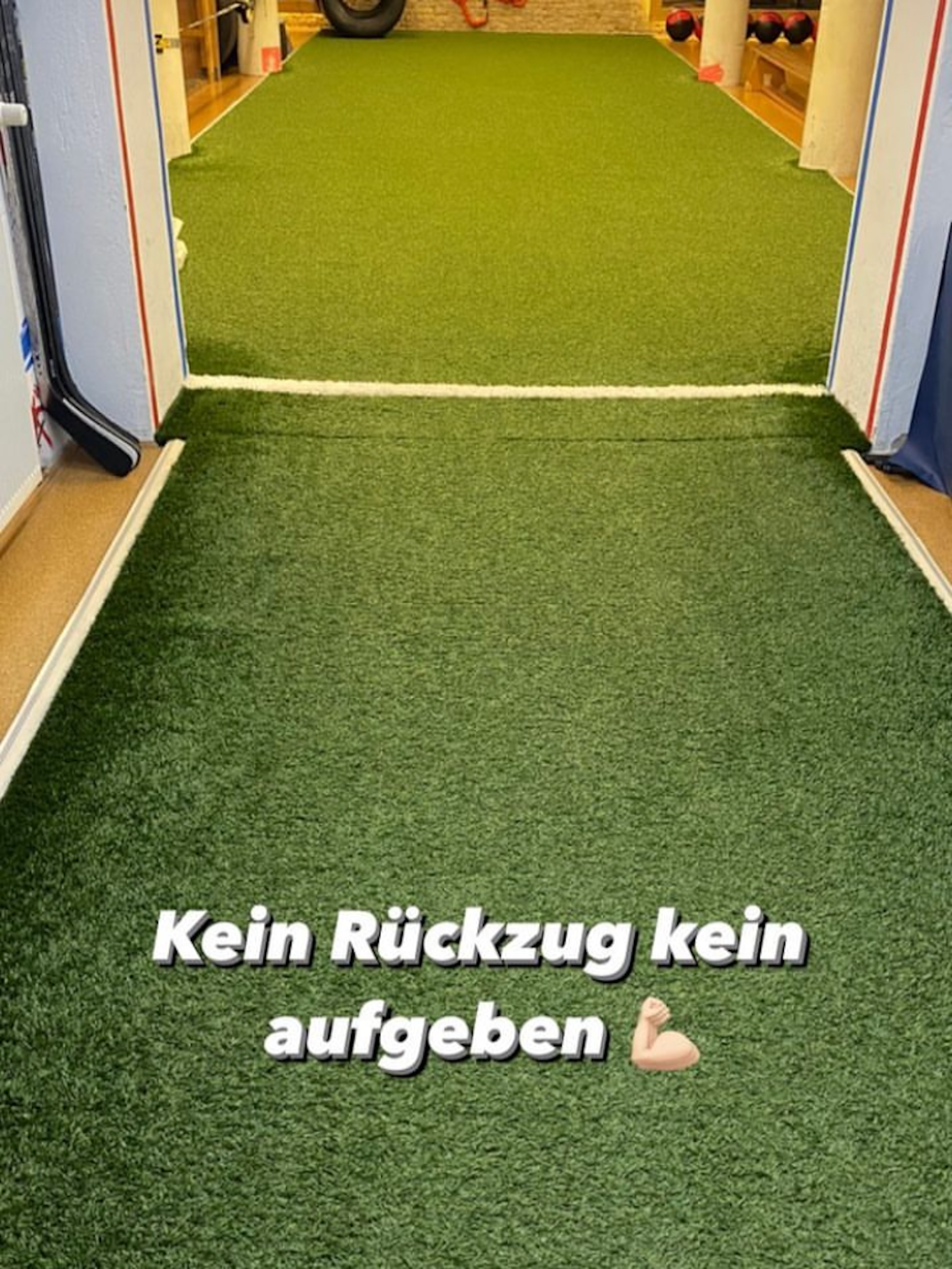 Ex-Union-Star Max Kruse zeigt gerne, dass er sich weiter für einen Verein fit hält.&nbsp;