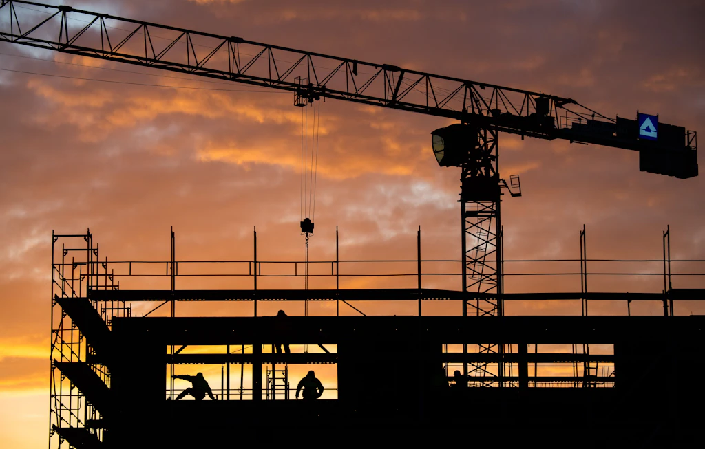 Wohnungsverbände warnen: „Jedes größere Bauprojekt steht auf dem Prüfstand“
