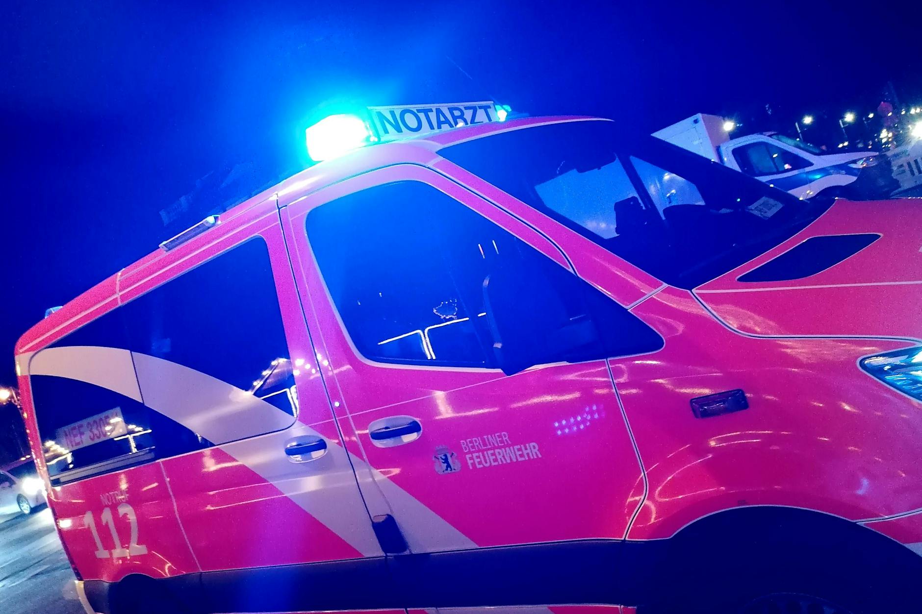 Ein Notarzt rettete dem Senior nach dem Raubüberfall das Leben.