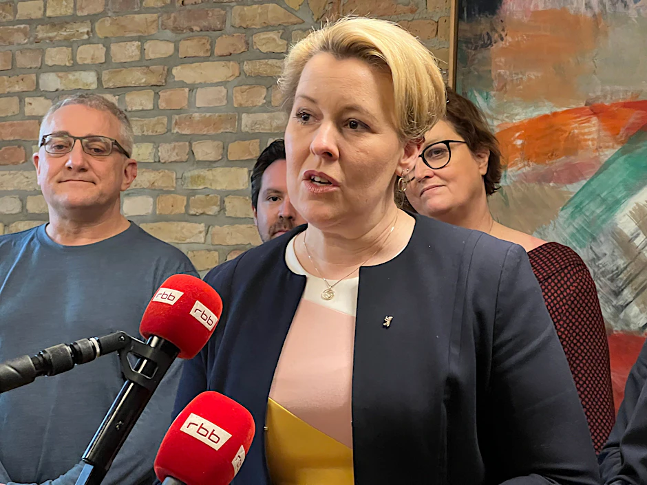 &nbsp;Franziska Giffeys SPD wird scharf angegriffen.