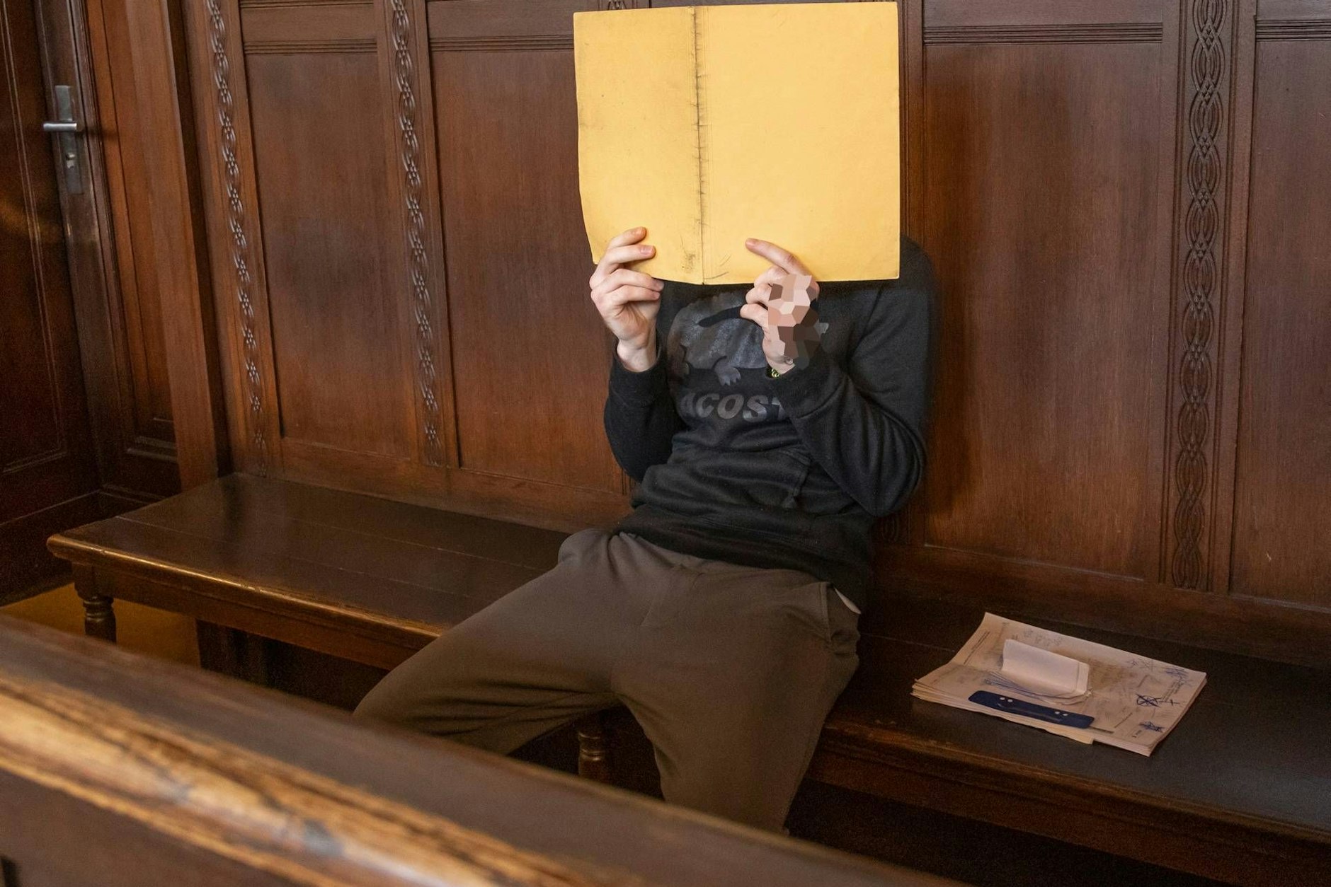 Tim Z. (23) ist wegen gefährlicher Körperverletzung angeklagt.