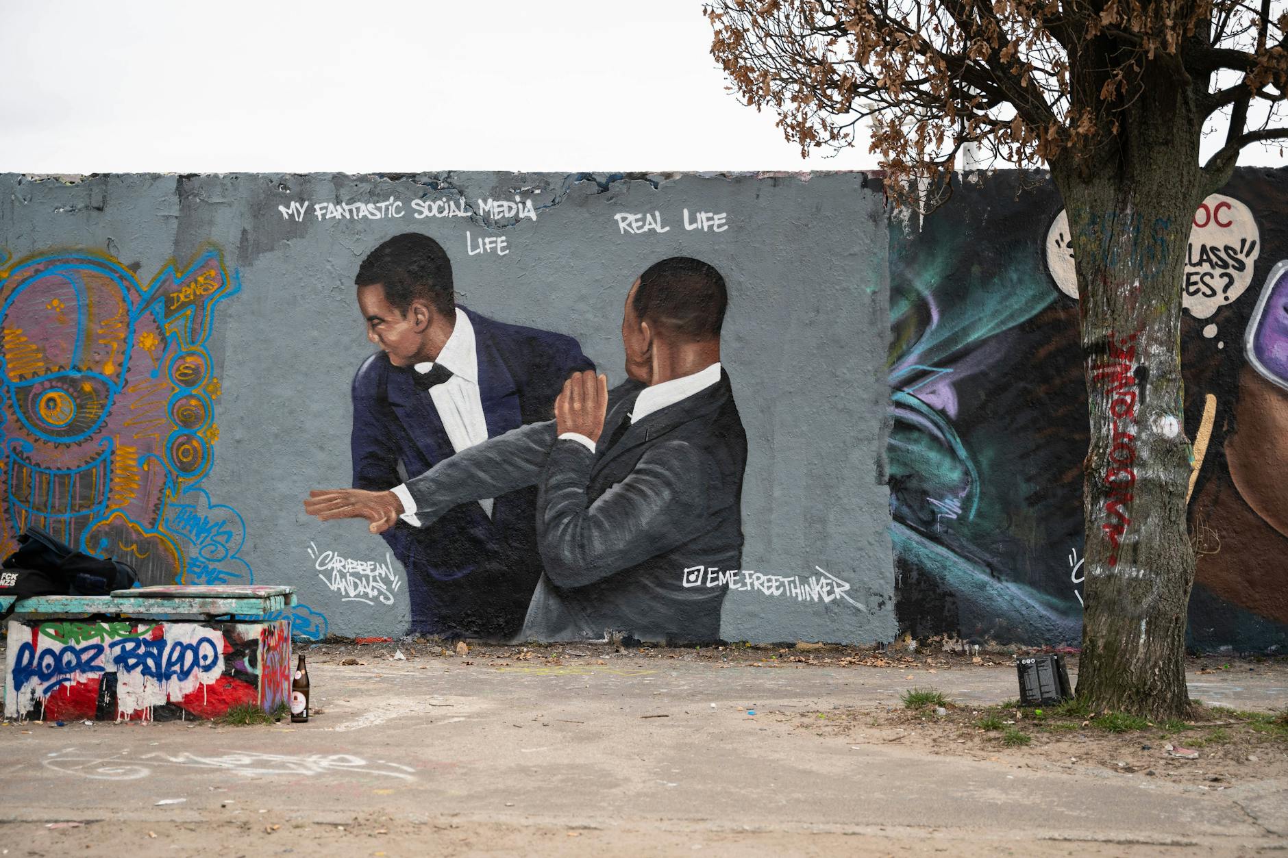 Ein Ausraster sorgt weltweit für Aufsehen: Smiths Ohrfeige wurde sogar zum Motiv im Mauerpark.