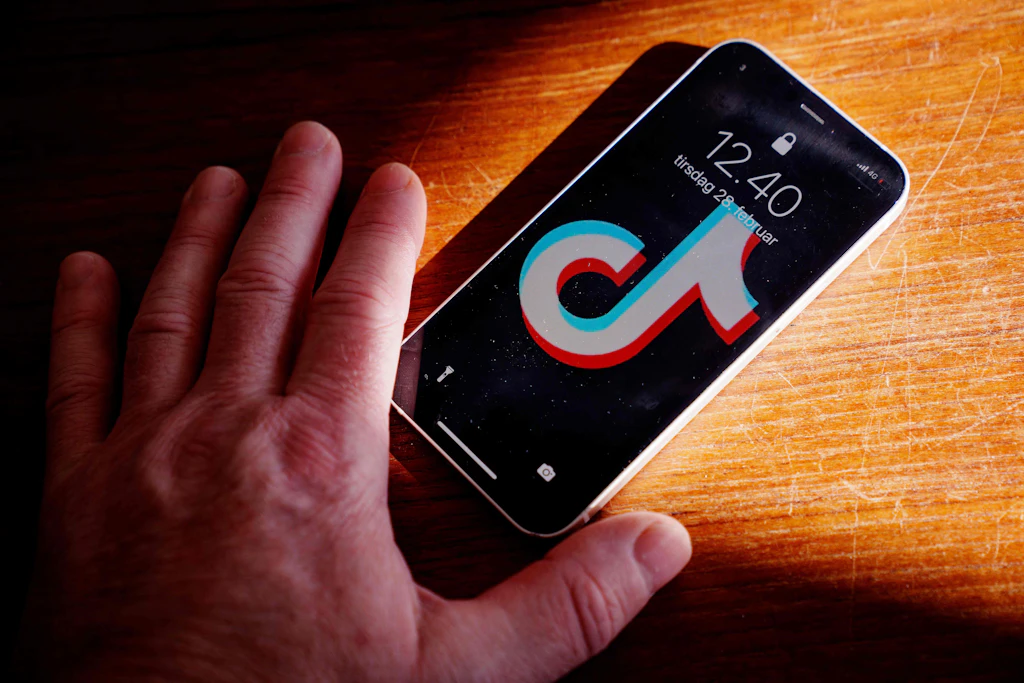 Spannungen mit China: Erste Regierungen verbieten TikTok auf Diensthandys