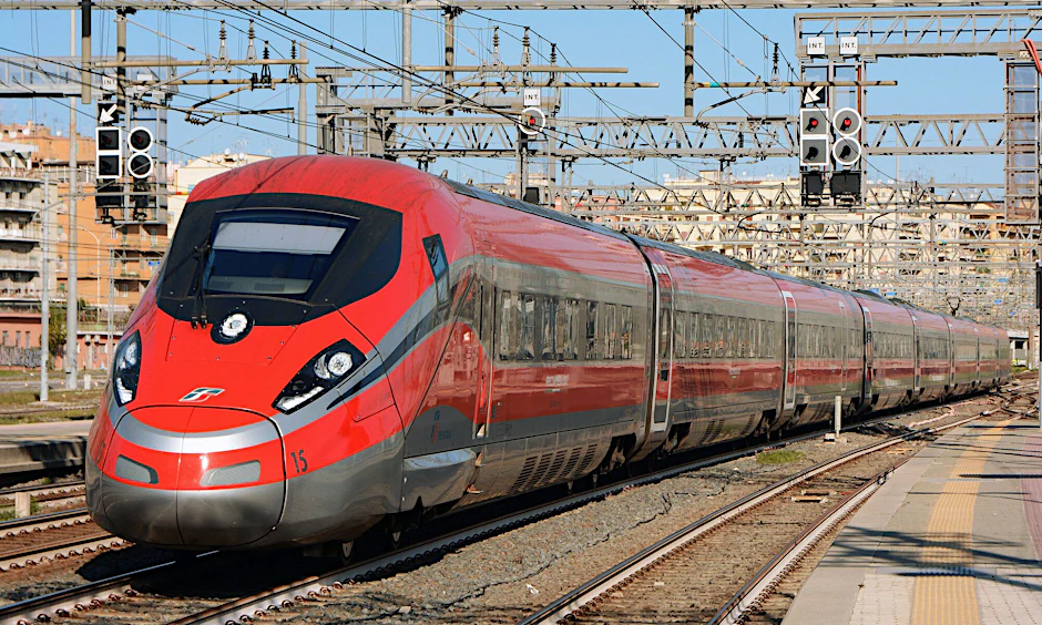 Fahren solche Züge künftig auch nach Berlin? Ein Frecciarossa 1000 („Roter Pfeil“) hält in Mailand.