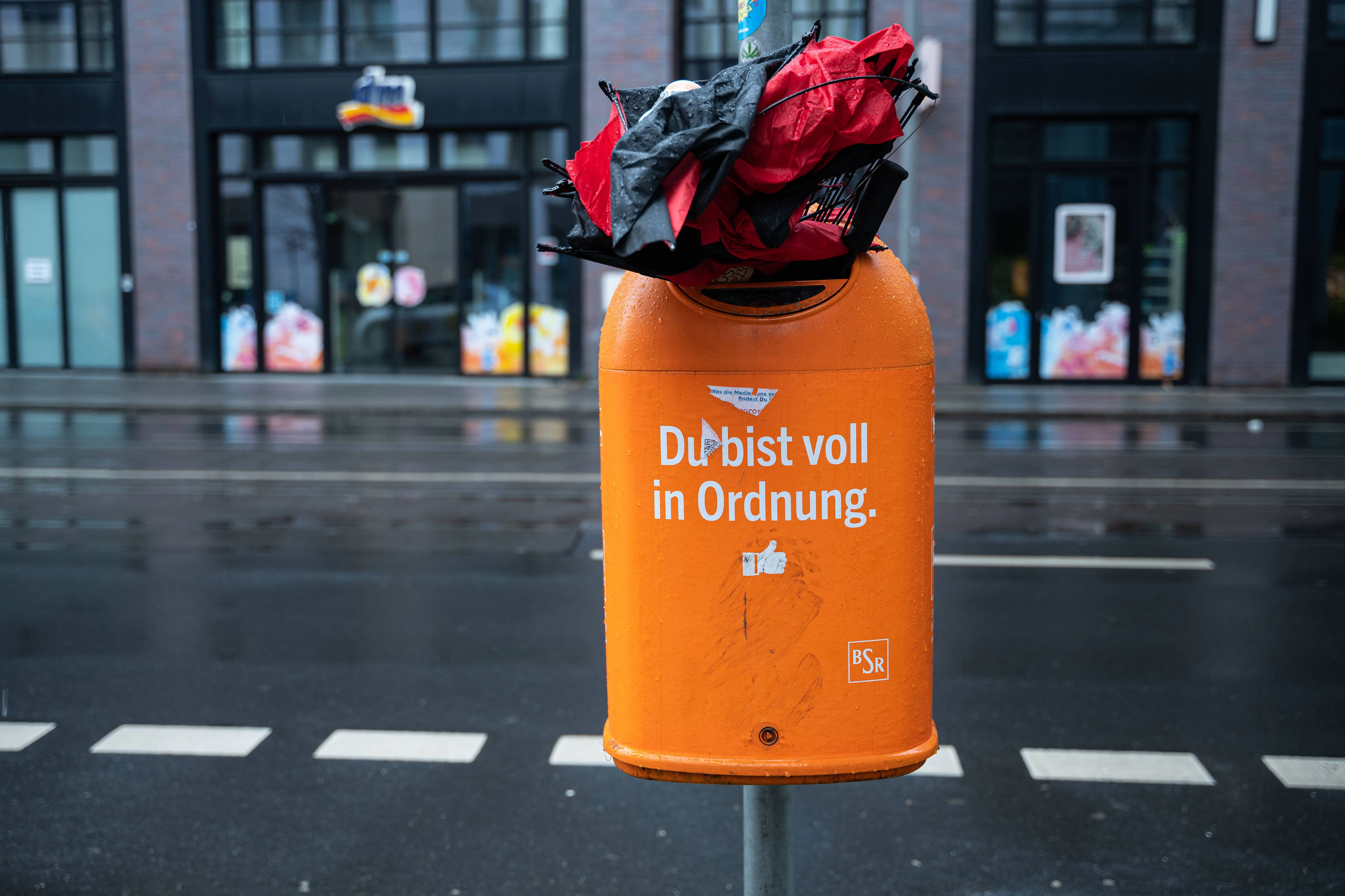 Berlin hat 0,7 Papierkörbe pro 100 Einwohner, weniger als Köln, Wien und Hamburg.