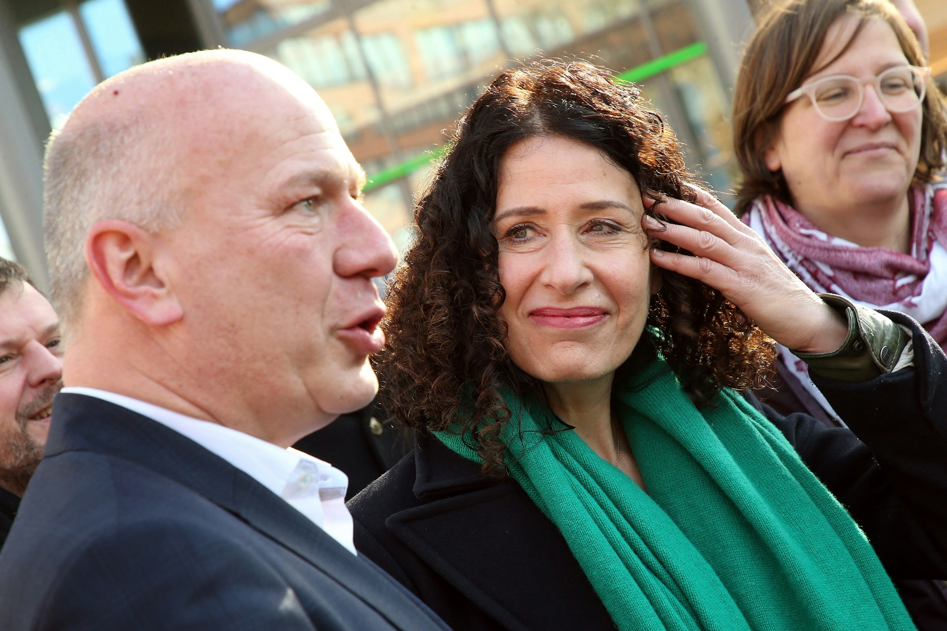Kai Wegner, CDU-Fraktionschef in Berlin, und Bettina Jarasch, (Bündnis 90/Grüne), Senatorin für Umwelt, Mobilität, Verbraucher- und Klimaschutz.&nbsp;