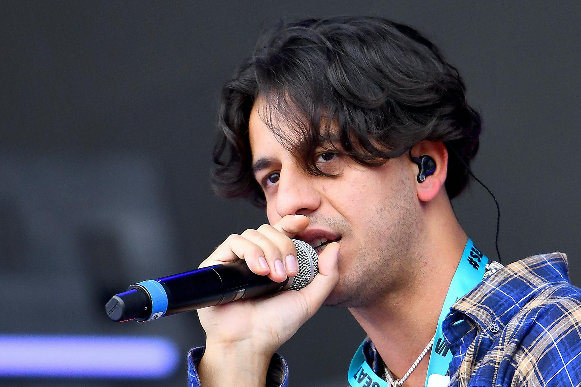 Ufo361 bei einem Konzert in Berlin im Jahr 2019. 