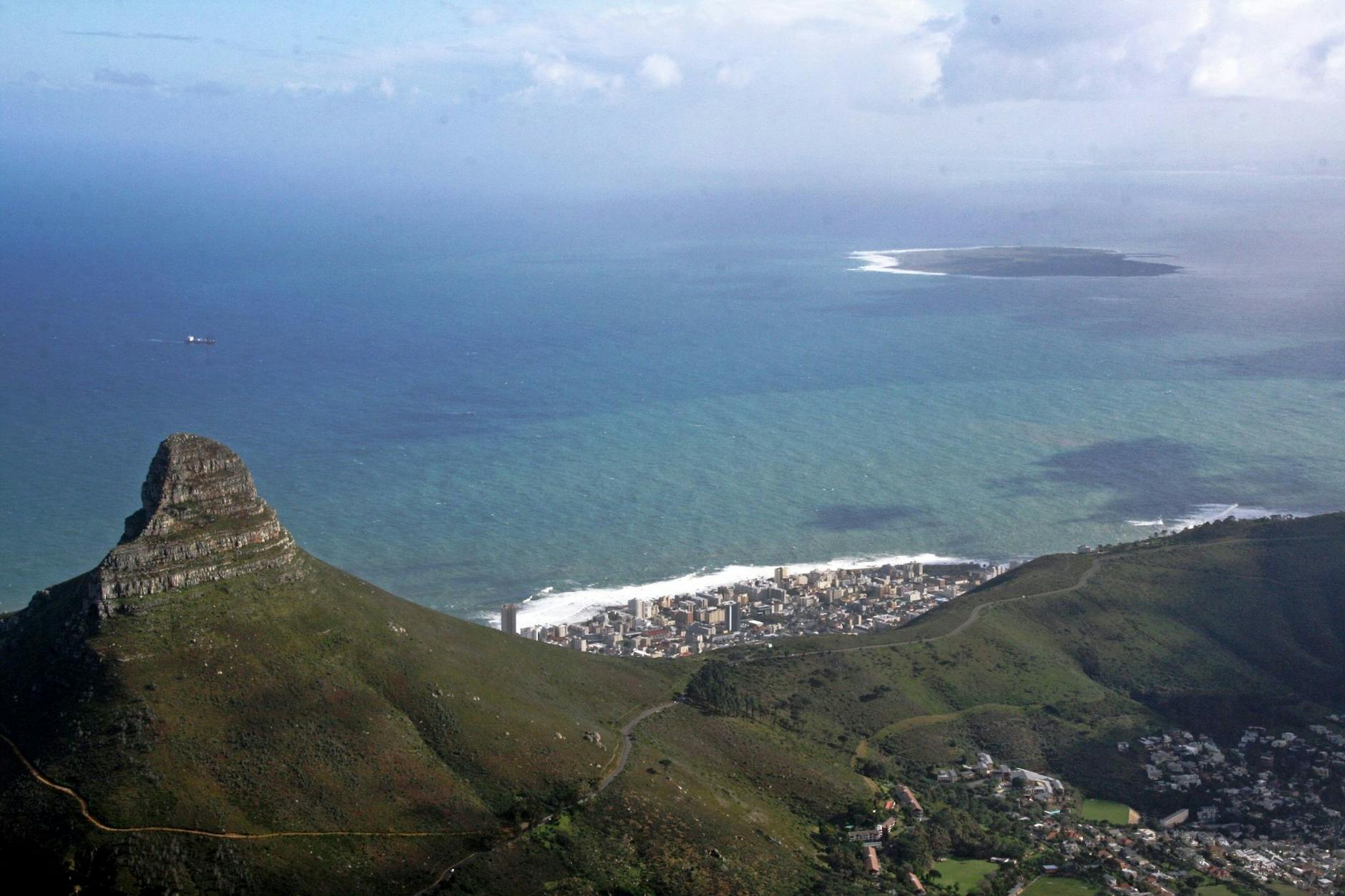 ARCHIV - Ein 22-jähriger deutscher Tourist wird in Kapstadt vermisst (Archivbild).