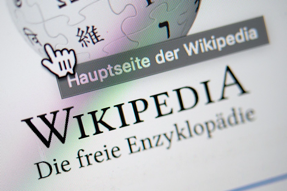Bei Wikipedia gibt es einen Löschantrag für das „Manifest für Frieden“.