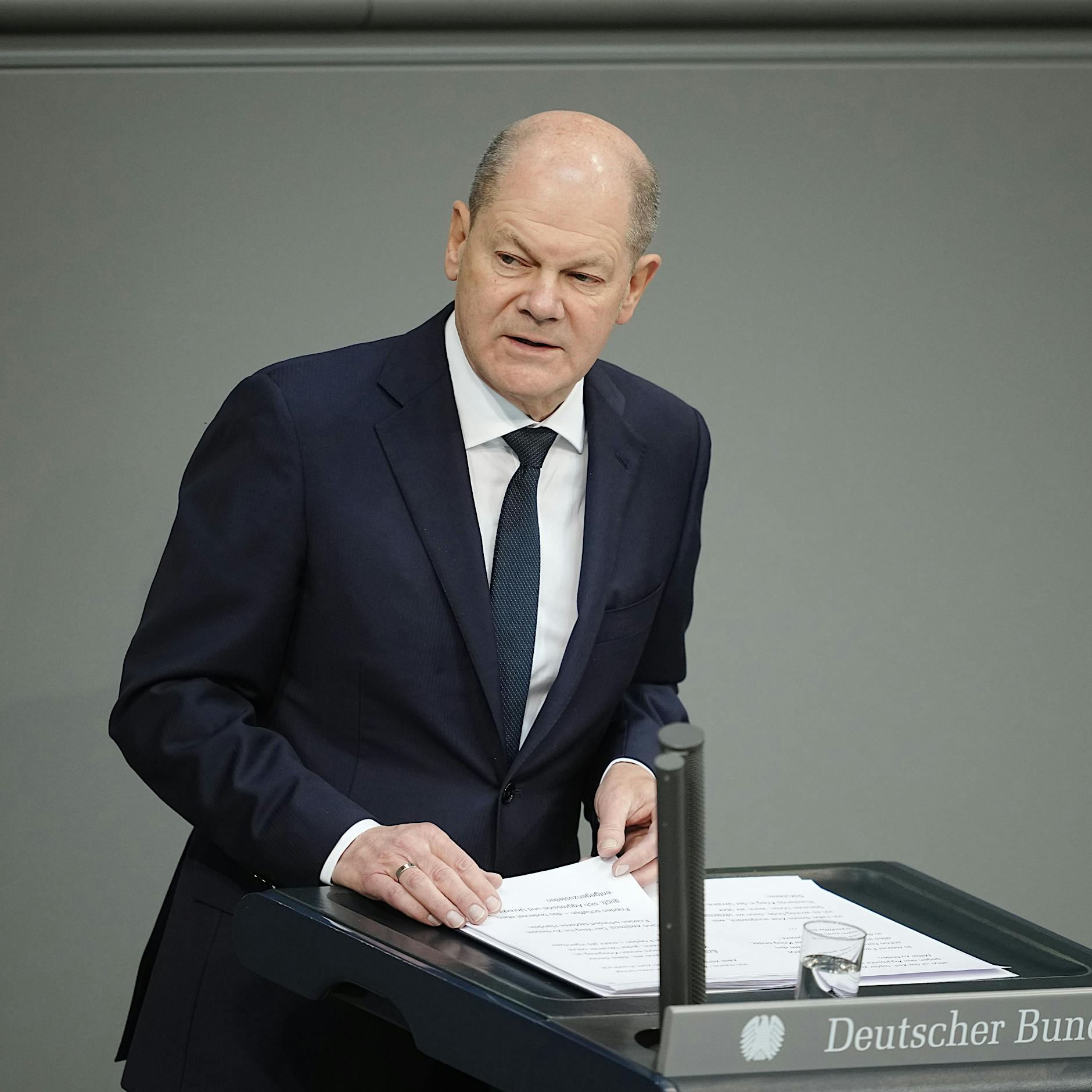 Scholz: Keine Verhandlungen „mit der Waffe an der Schläfe“
