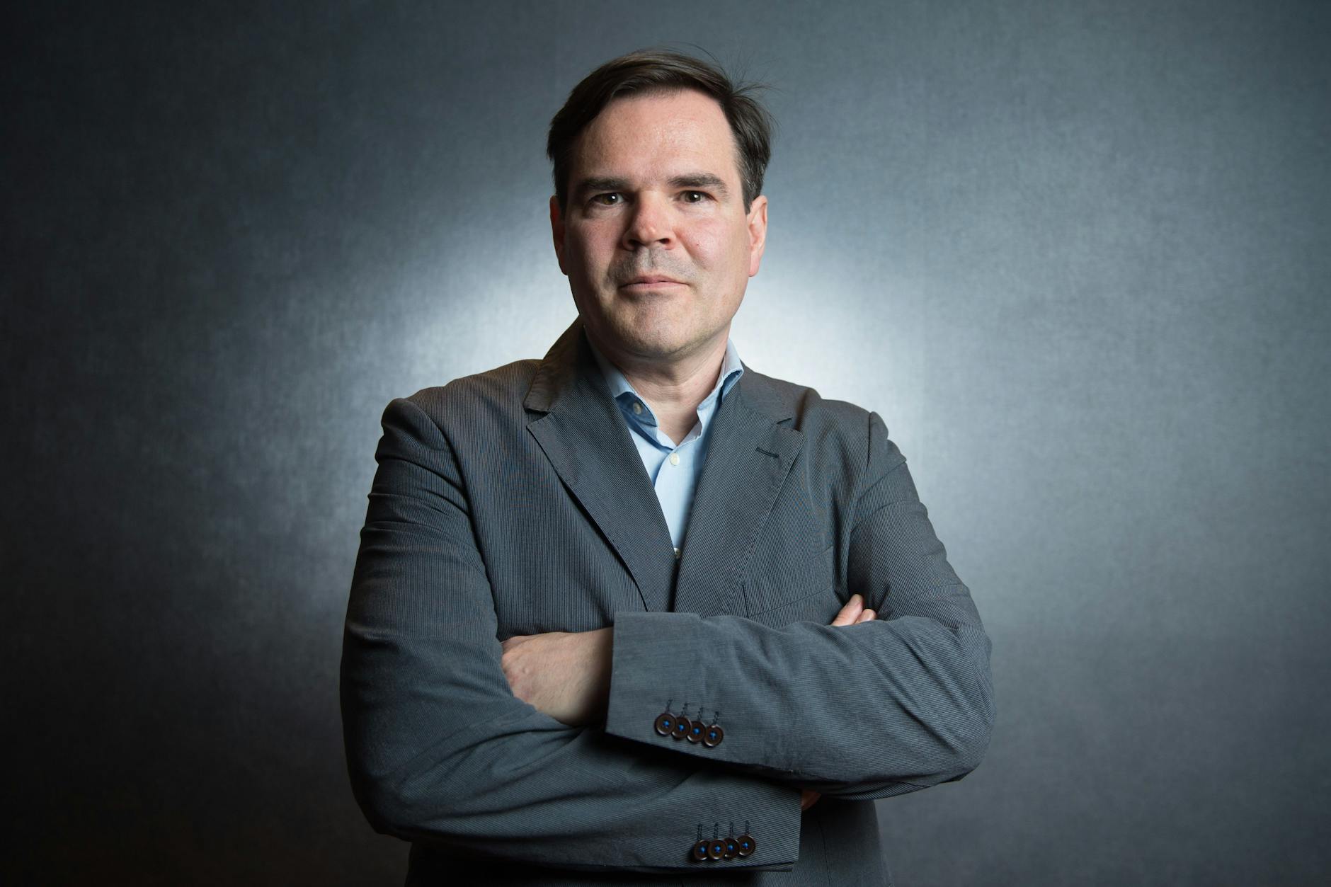 Der Schriftsteller Uwe Tellkamp, aufgenommen am Rande einer Pressekonferenz 2017 in Dresden.